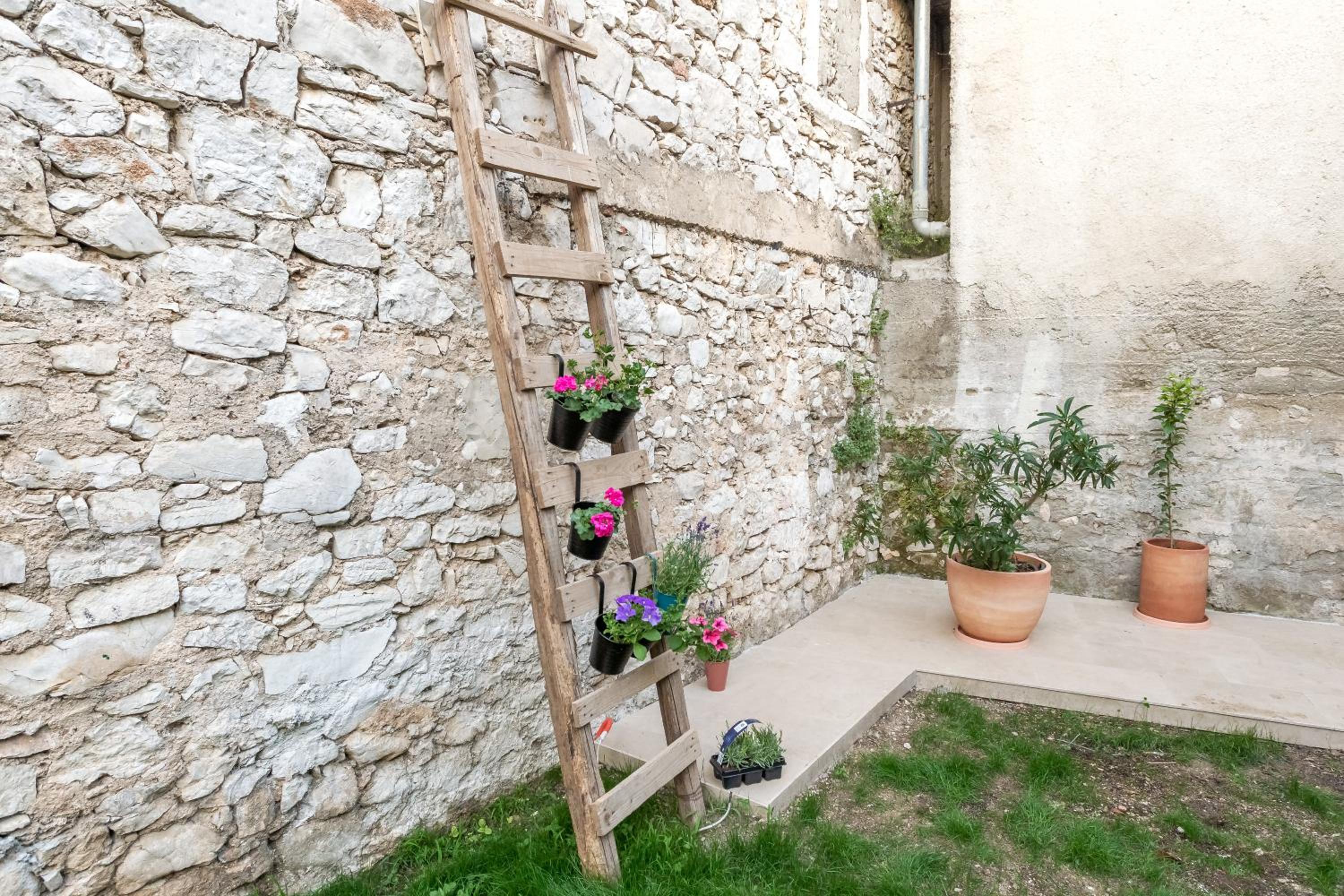 Photo 29