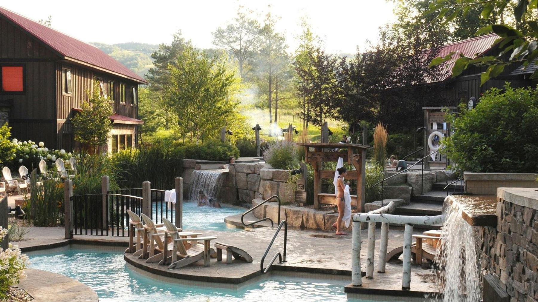 Blue Mountain 2 Story Studio Loft
