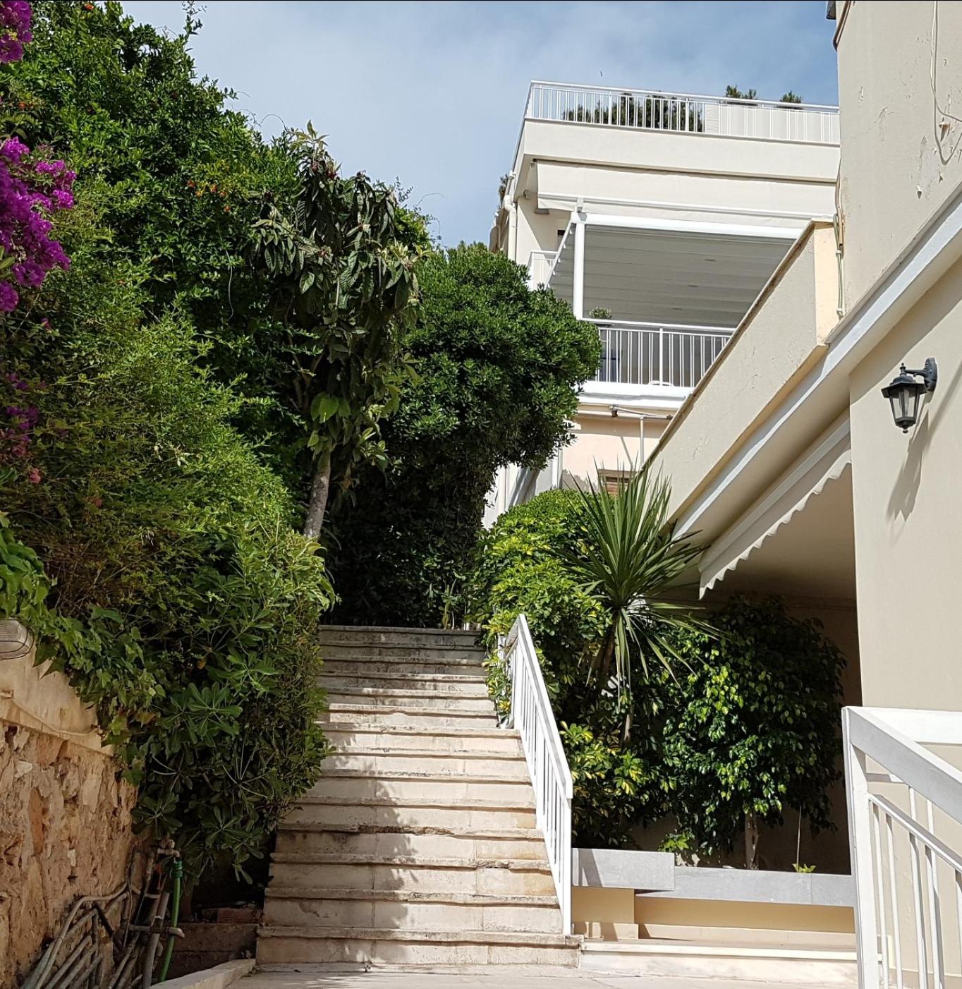 Cozy seaside studio in Lemos Vouliagmenis