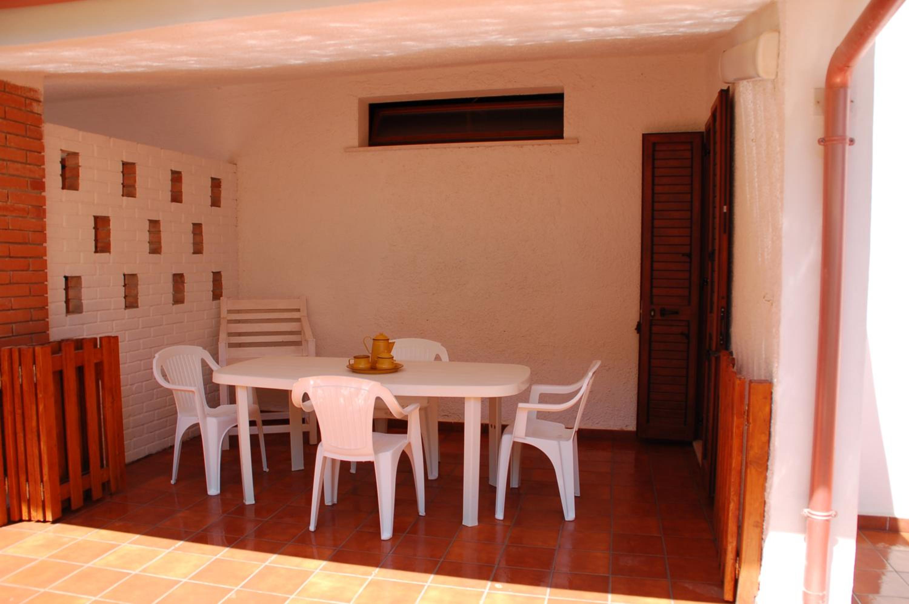 Lucia Holiday House Porto Pino view 4