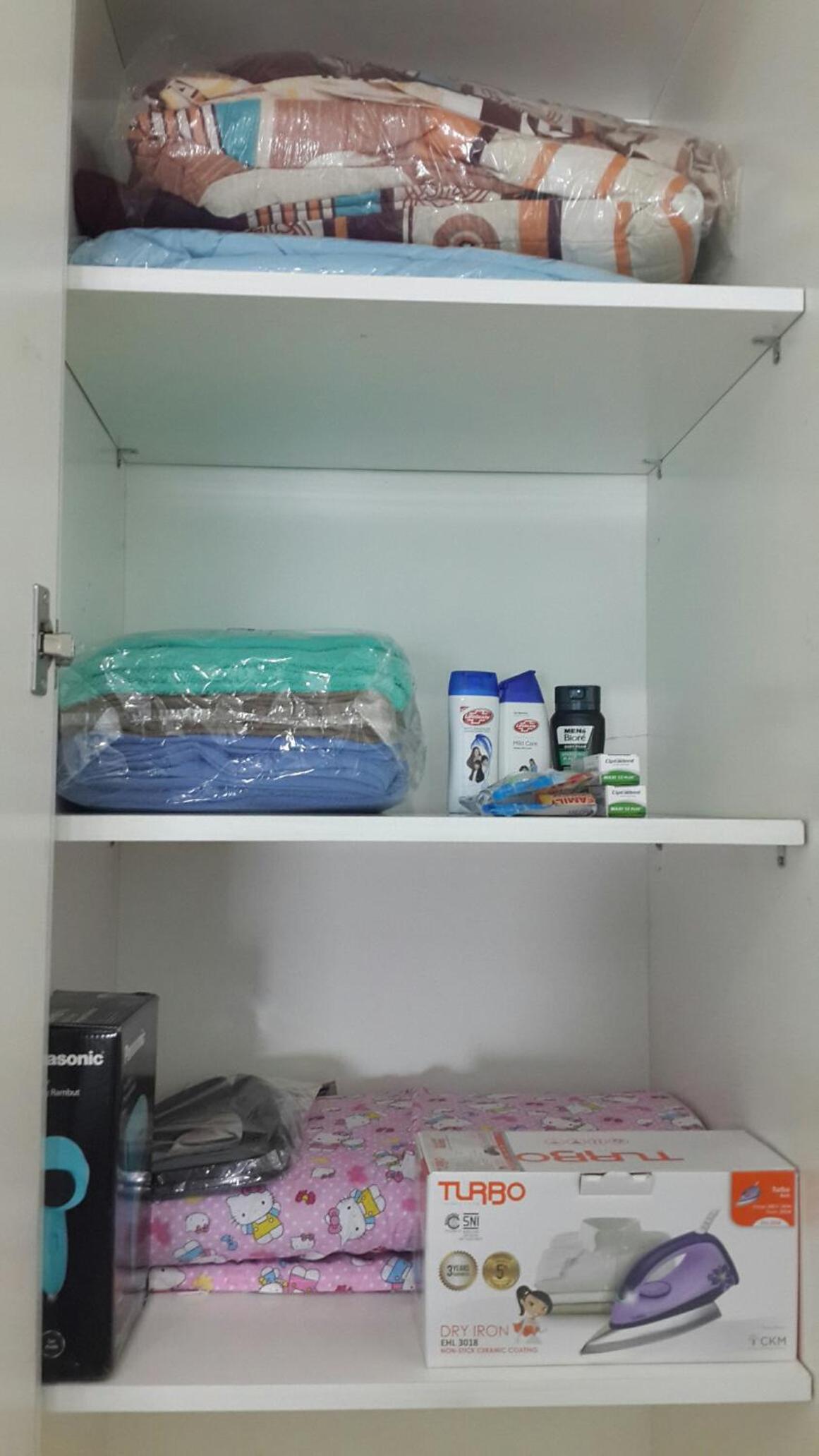 Robert's Condominium