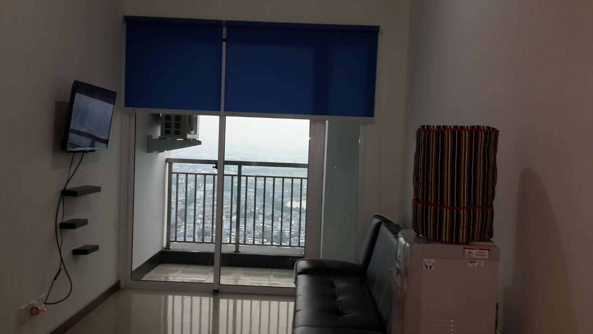 Robert's Condominium