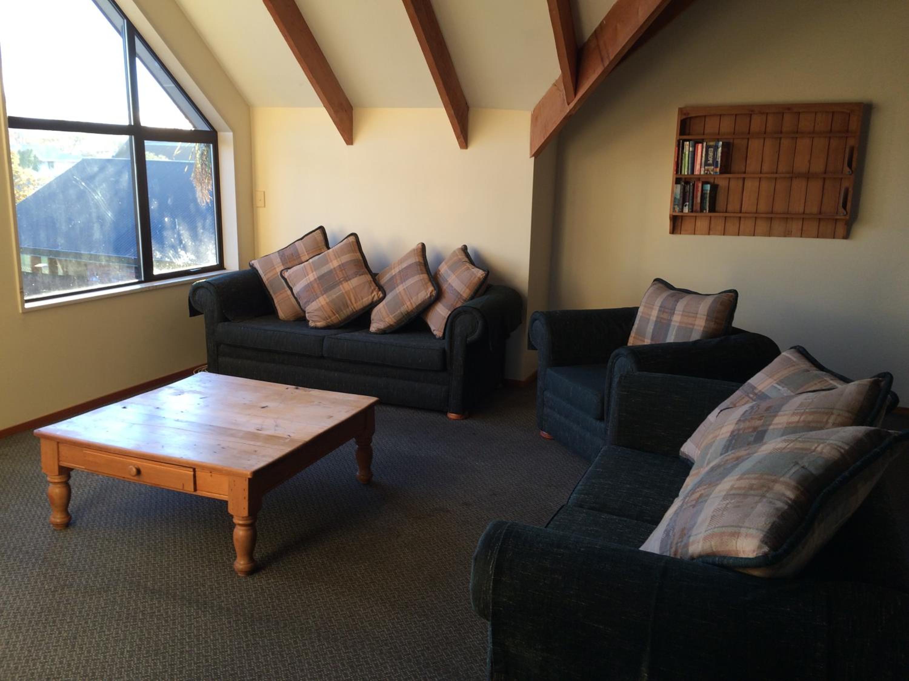 Snow Denn Lodge