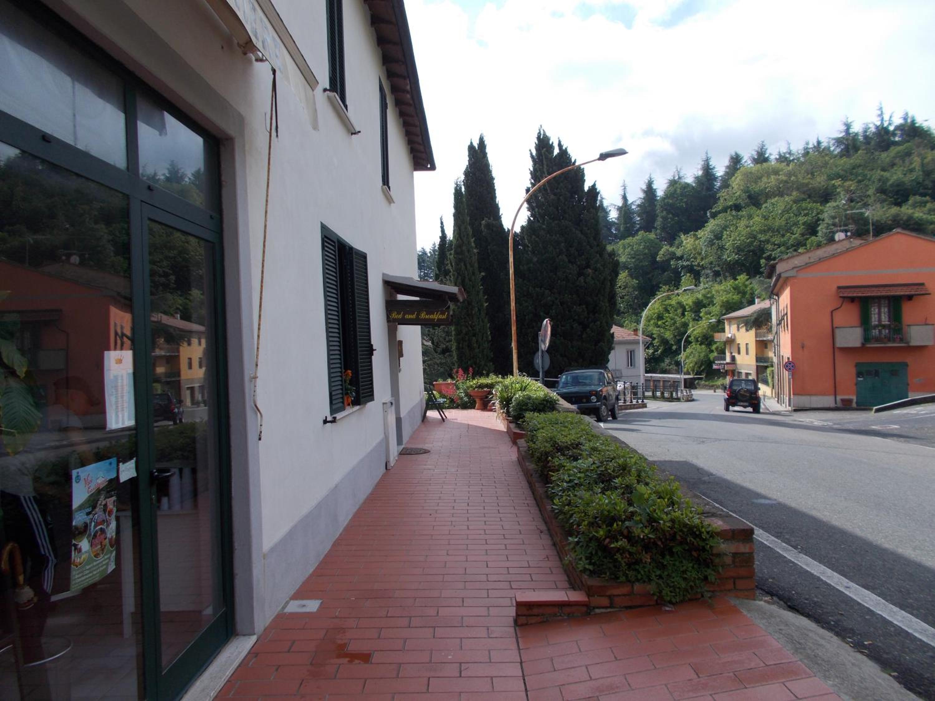 Photo 48