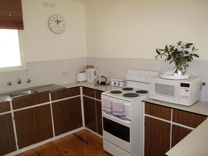 Wattletree Cottage