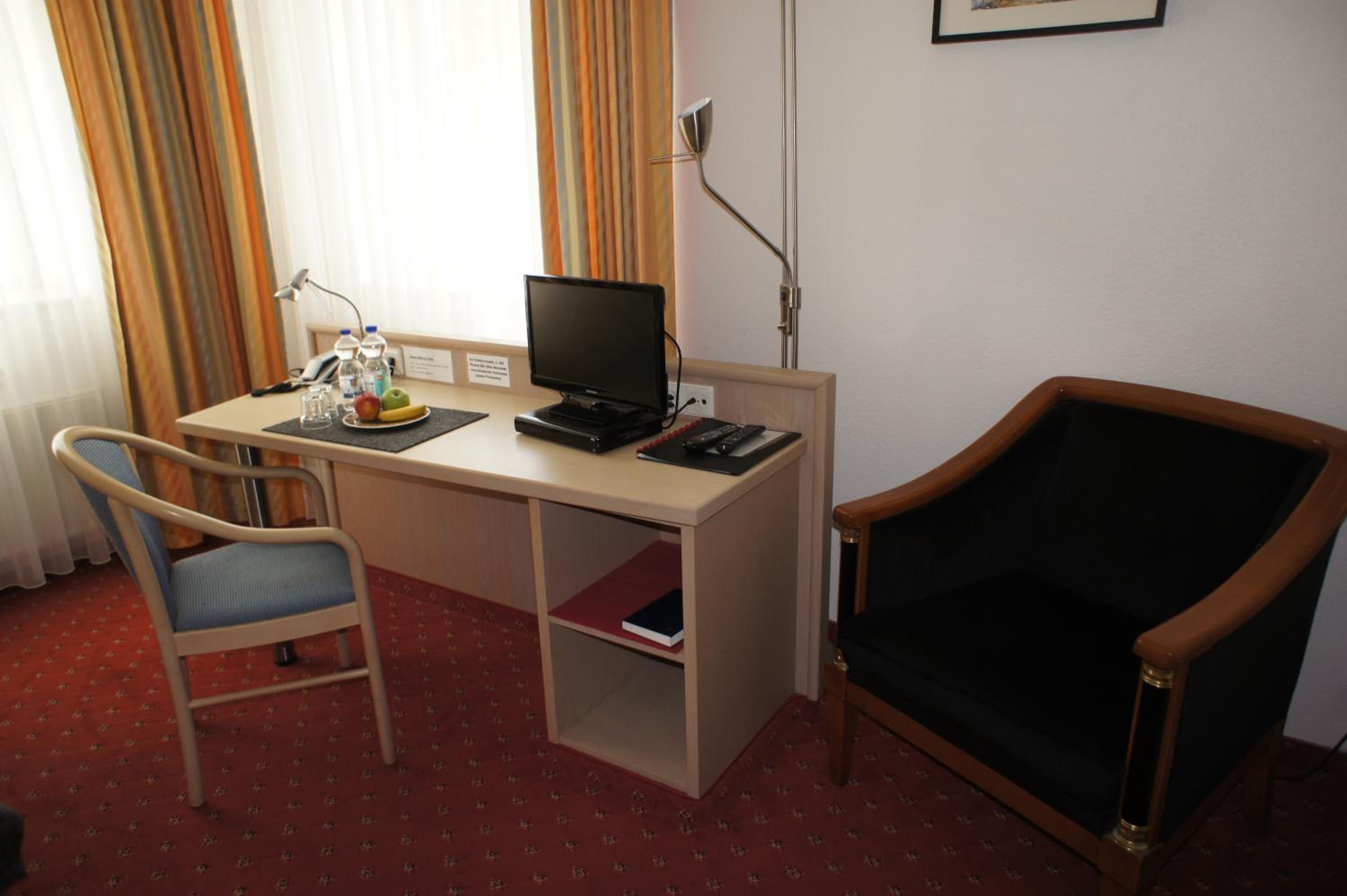 Photo 19