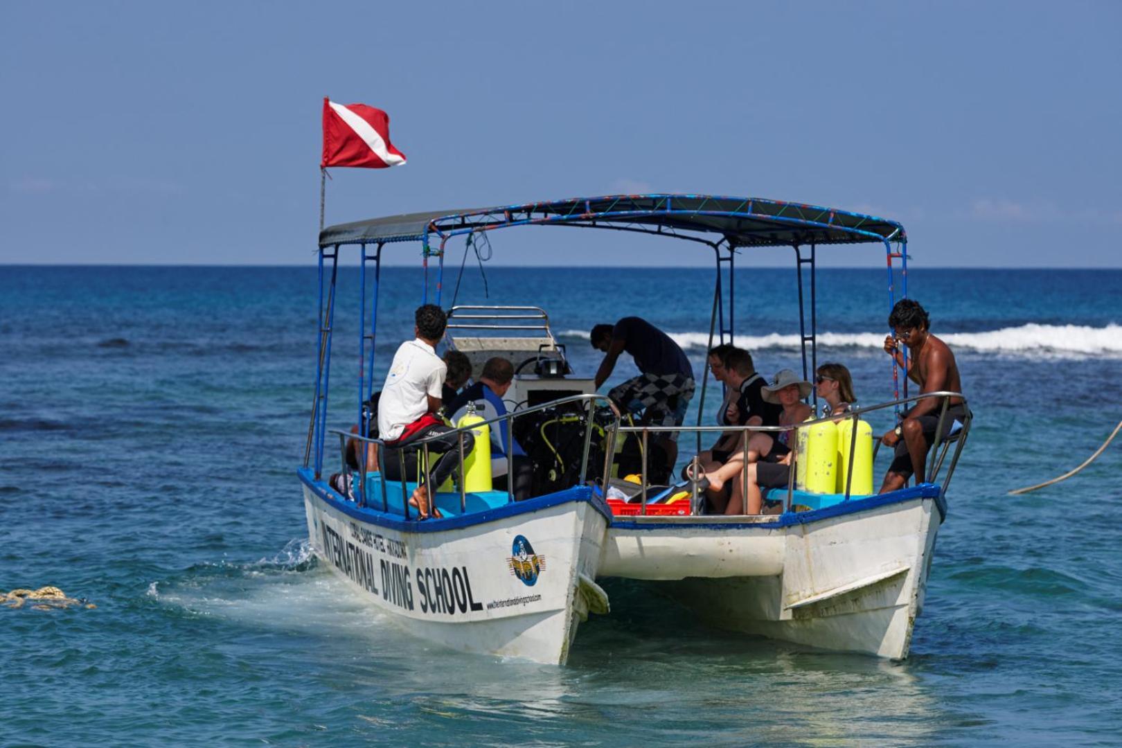 Coral Sands Hotel