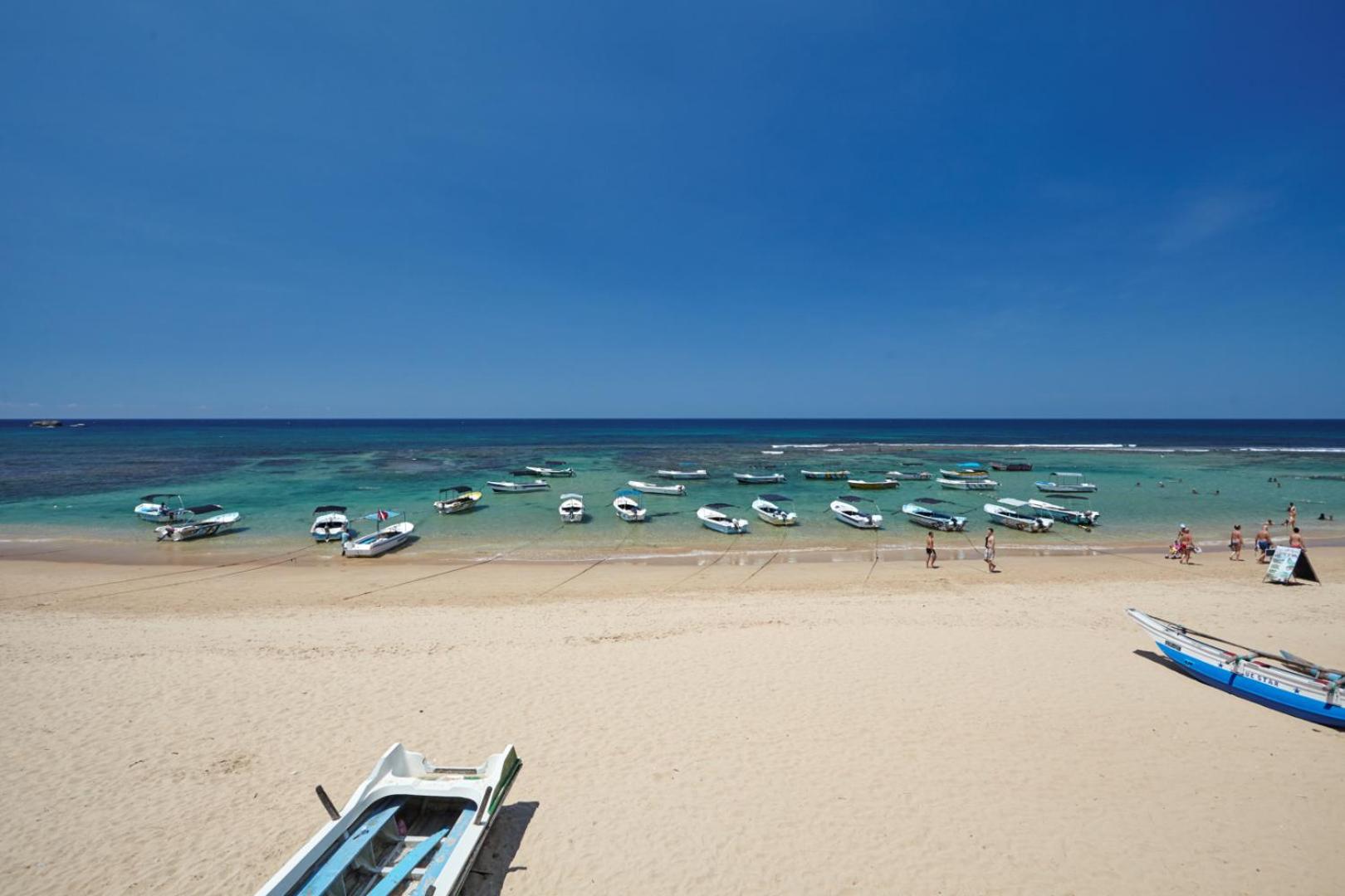 Coral Sands Hotel