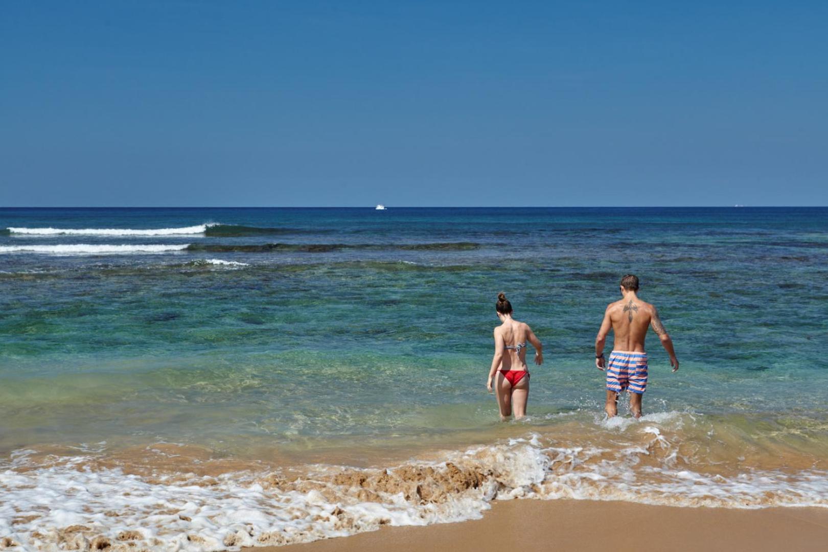 Coral Sands Hotel