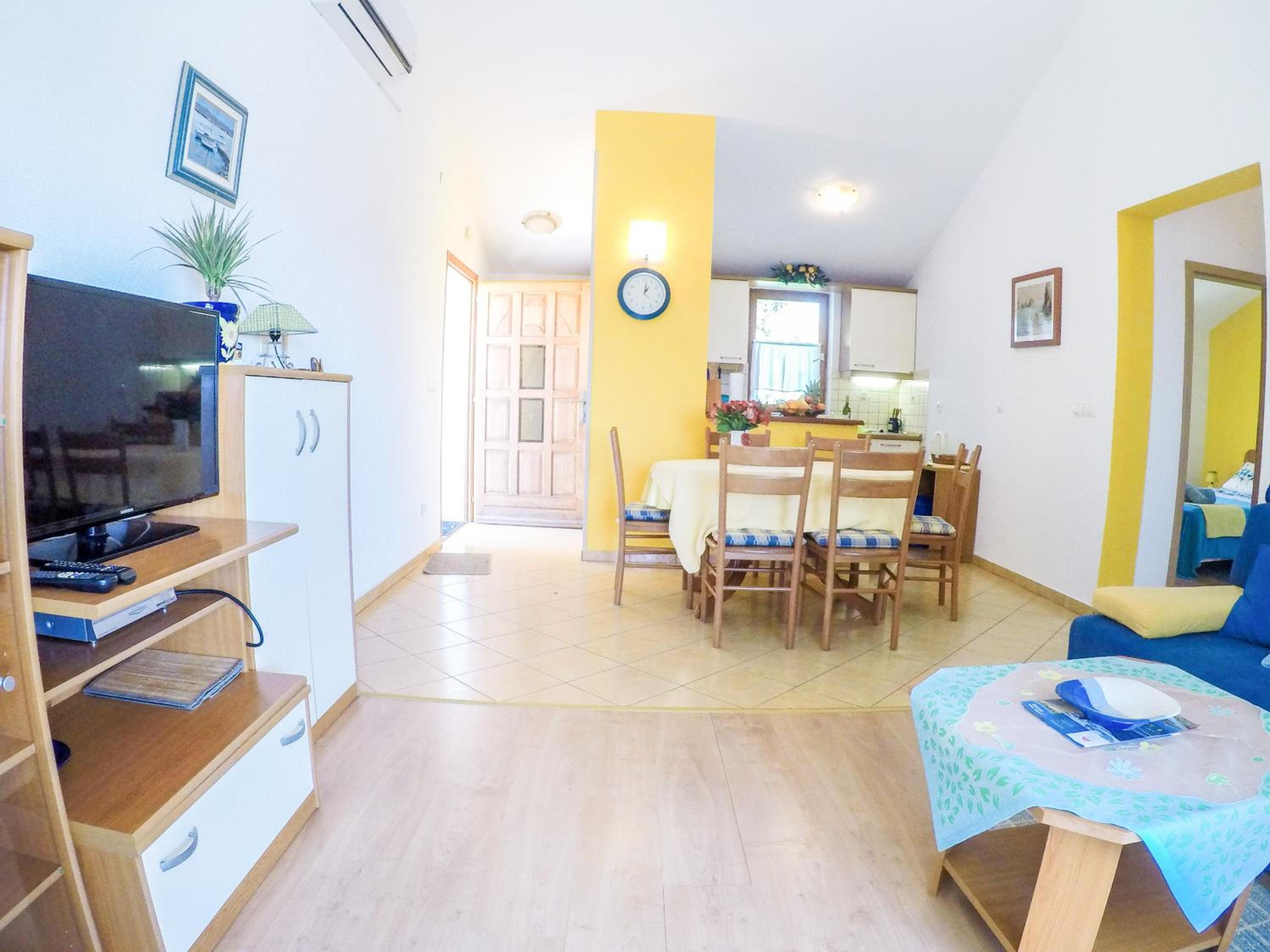 Apartments Irena Punta Skala