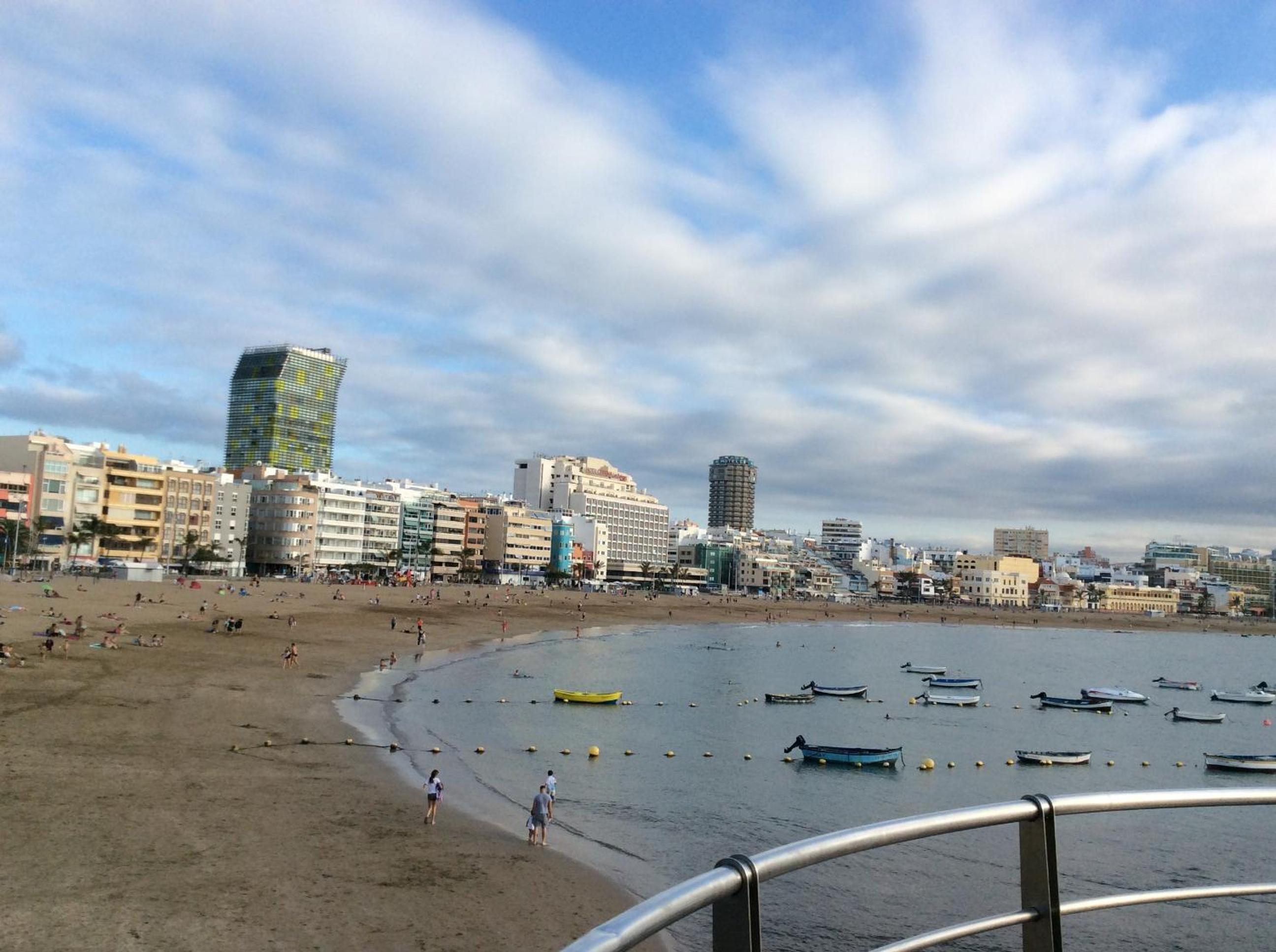 Las Canteras Beach VV view 4