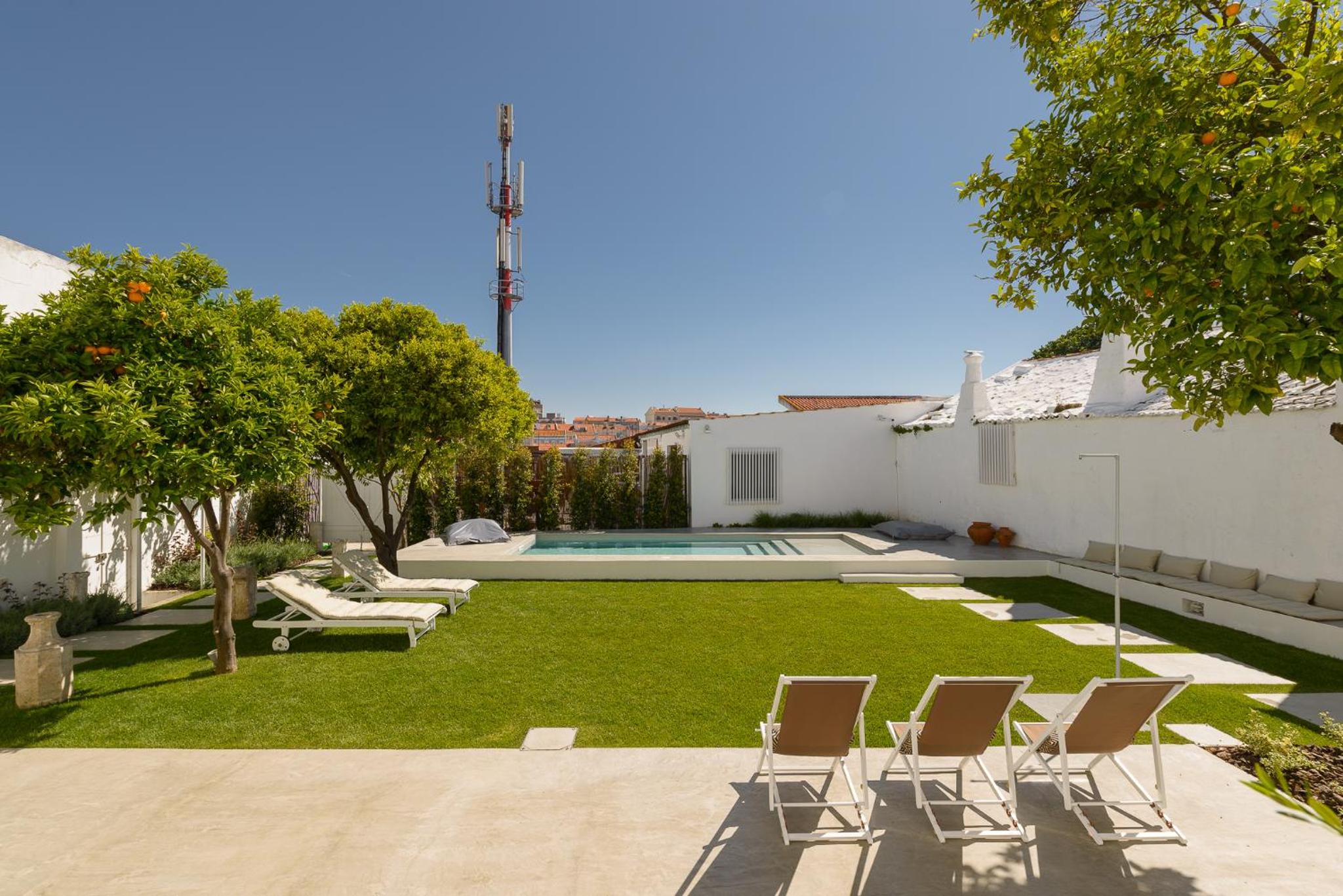 Dona Graca Lisbon Apartments