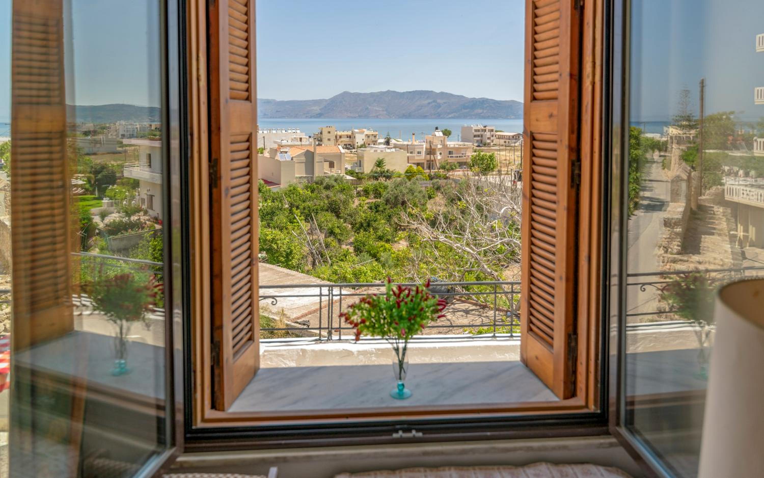 Three Bedroom stone Apartment in City Center with Sea View near the Beach view 4