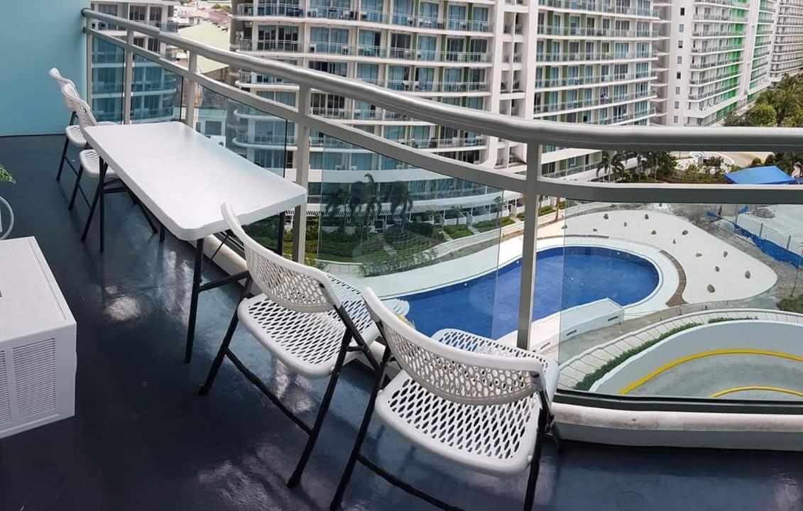 Azure Urban Resort Maui Unit view 4