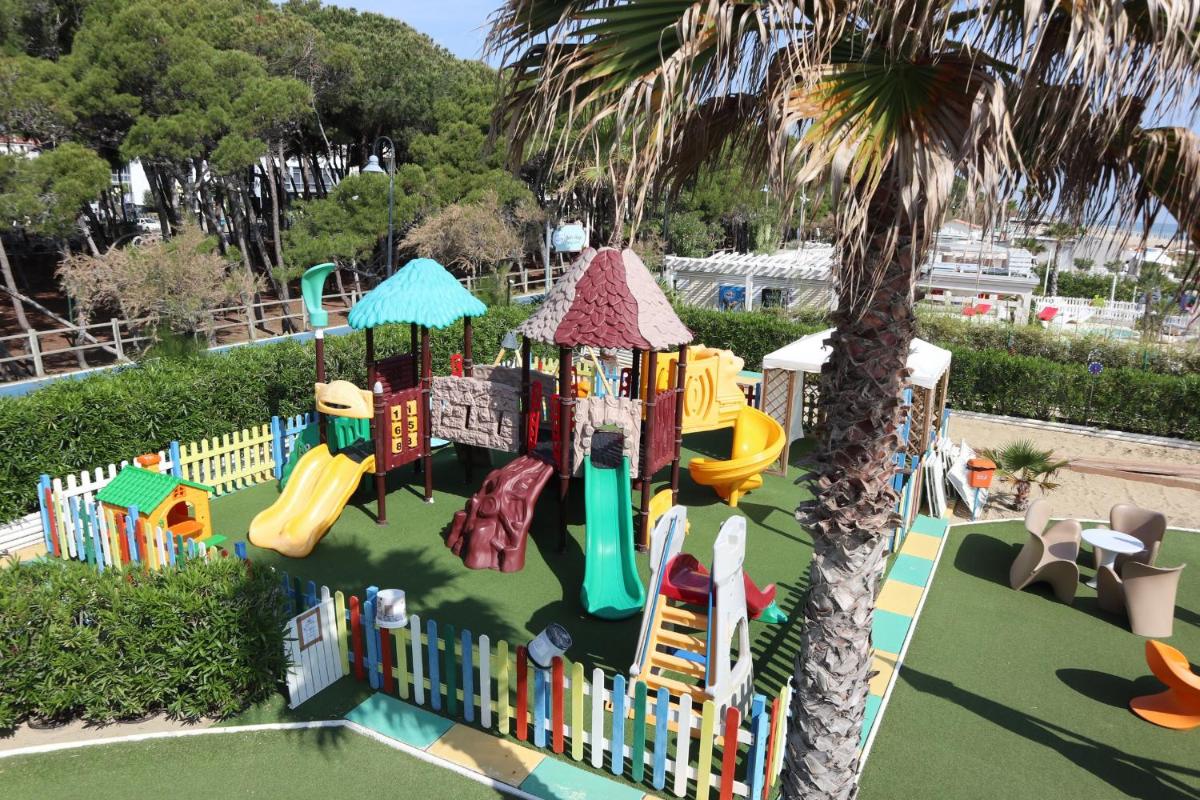 children's play area