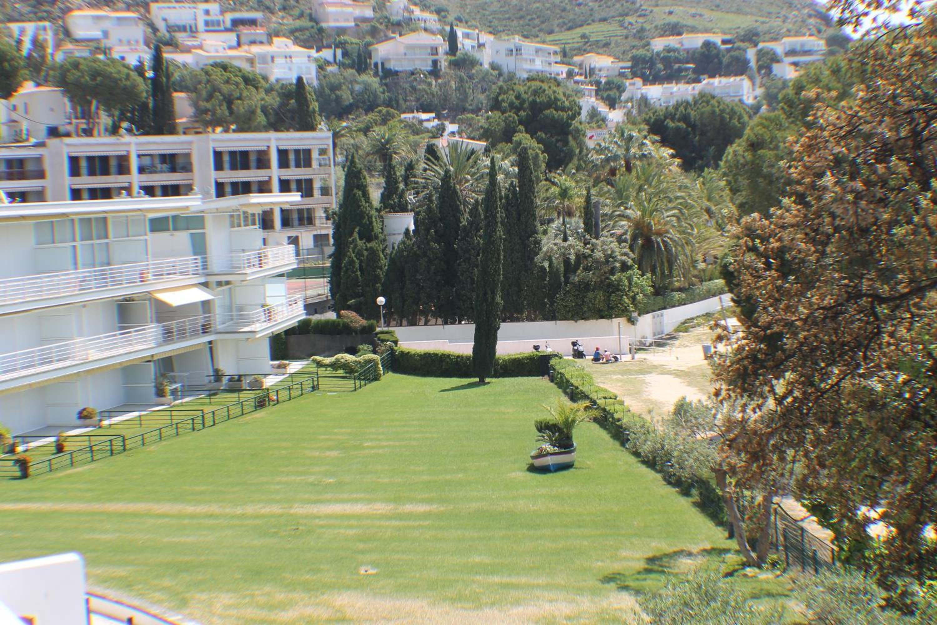 Agi Residencial Almadraba