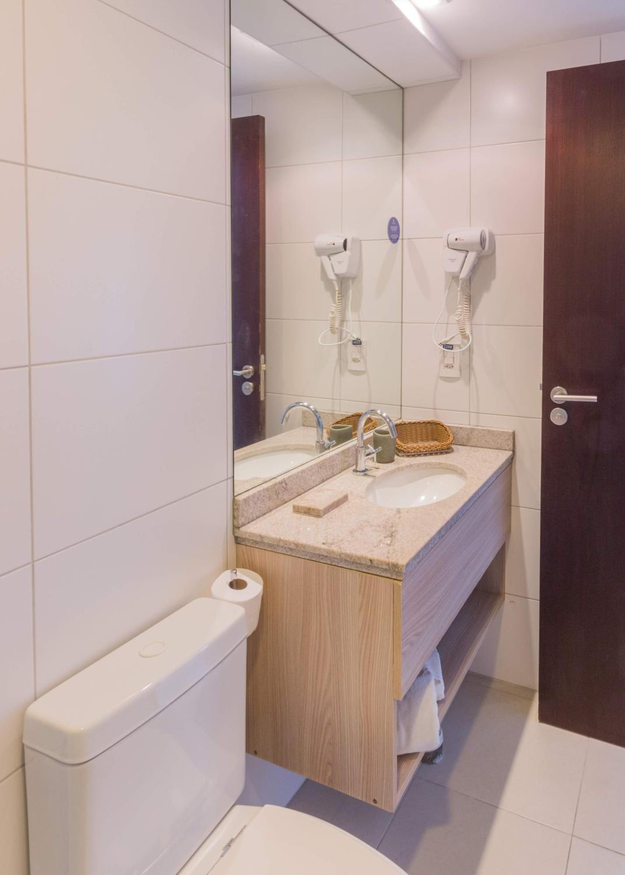 Excelente Flat em Boa Viagem 2 quartos Beach Class Ideal para Família ou Negócios NOB2105