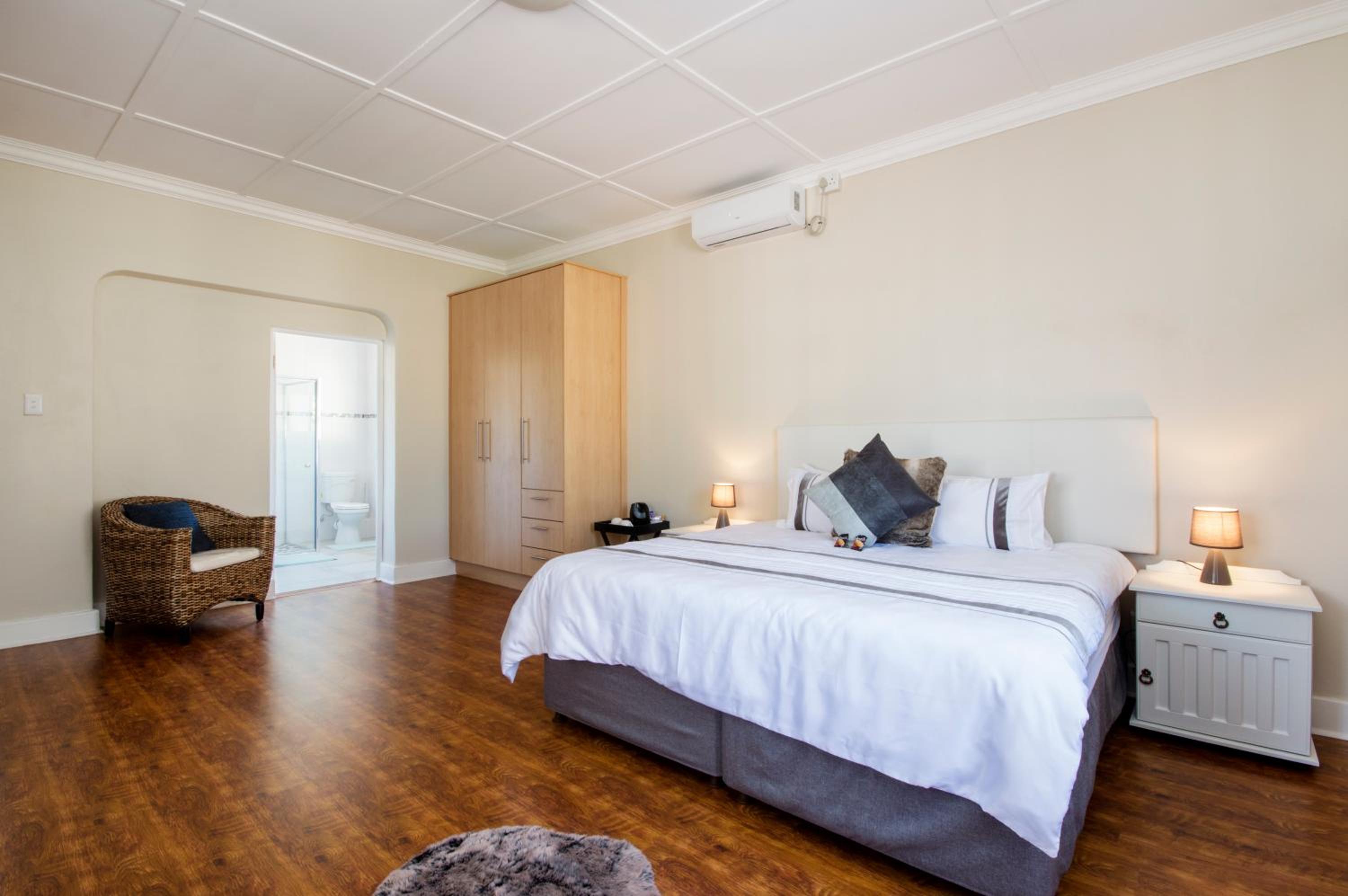Walmer Villiers Self Catering view 5