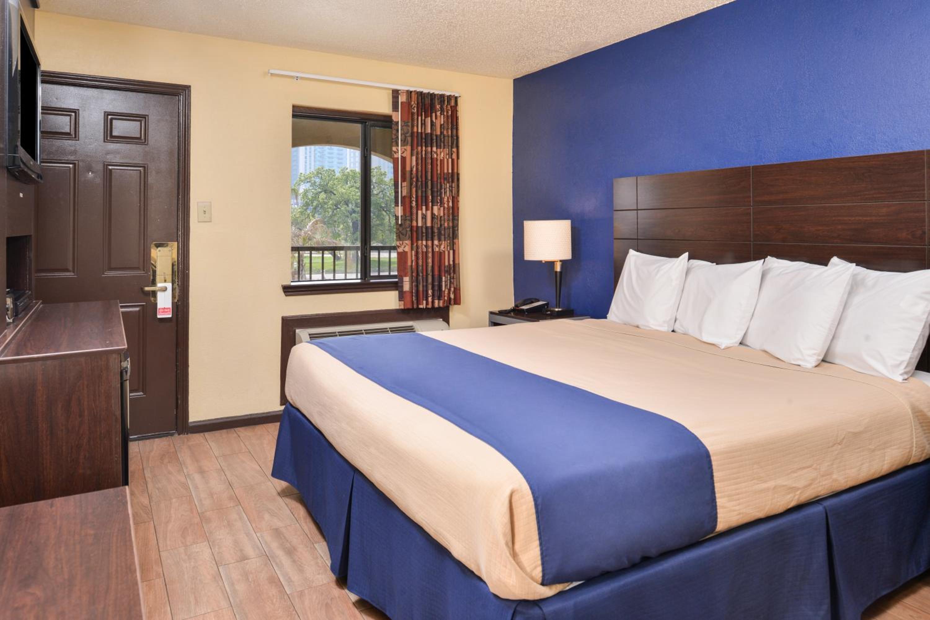 Americas Best Value Inn Medical Center Downtown 3