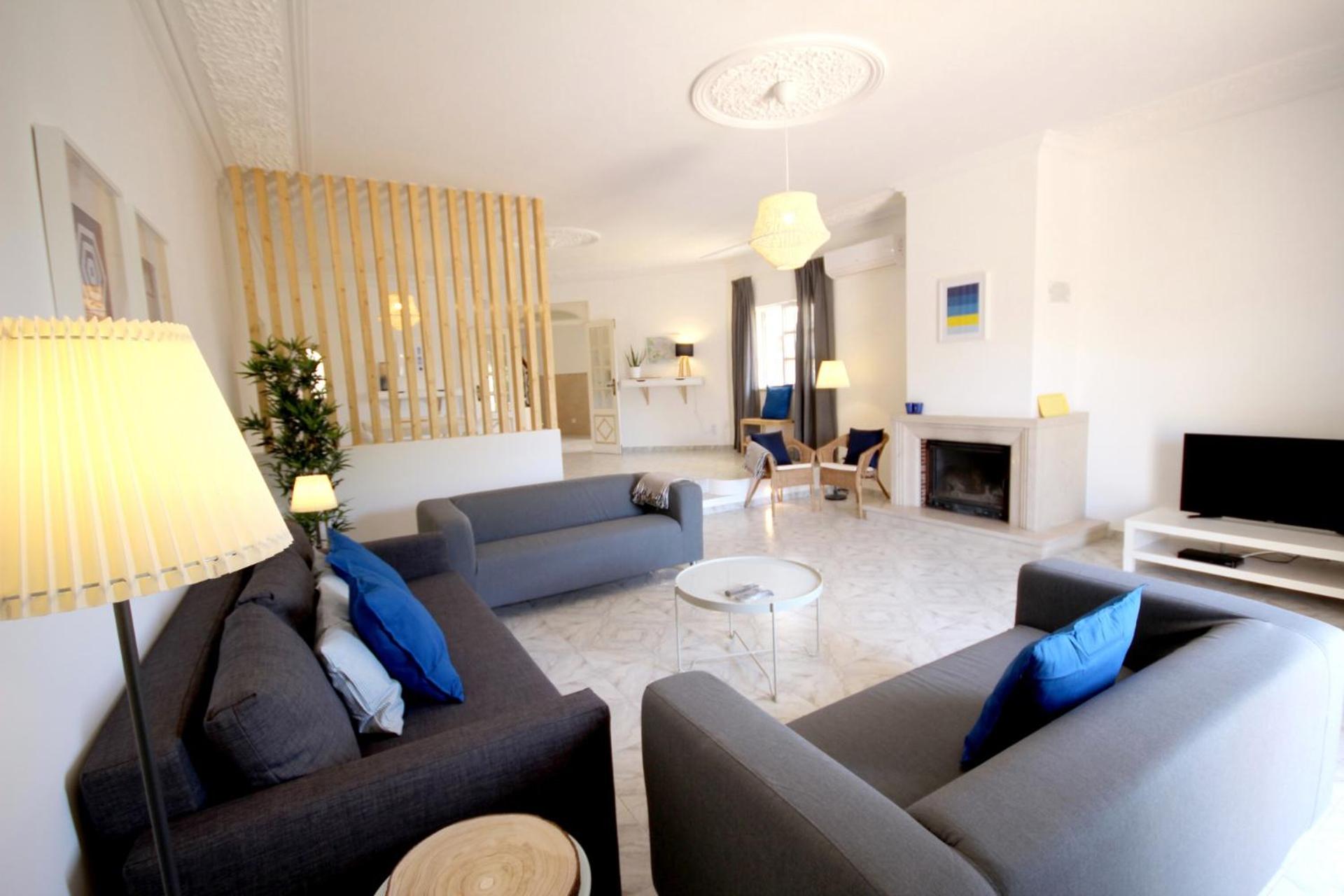 Villa Rosa B by amcf view 3