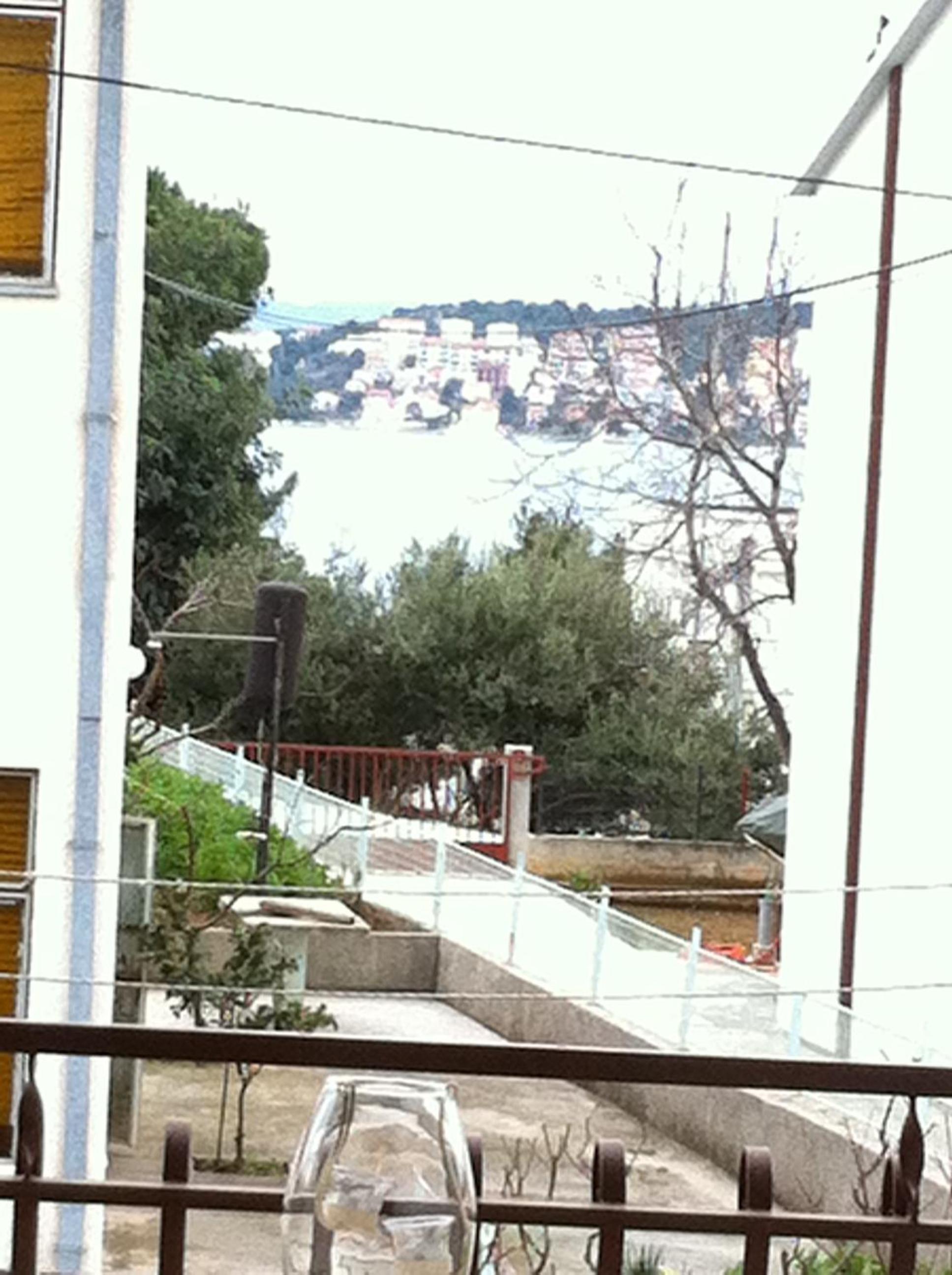 Photo 38