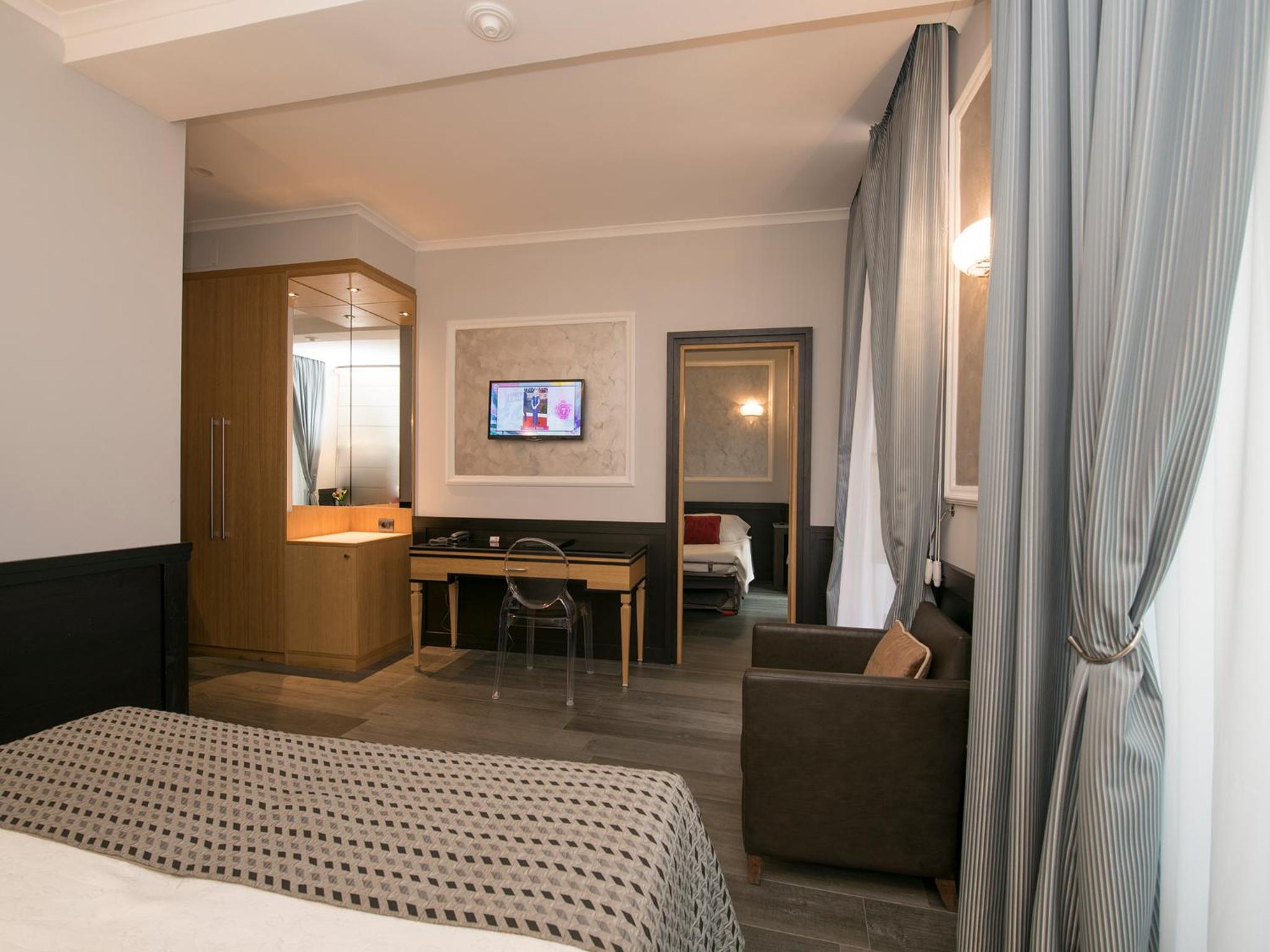 DK Suites