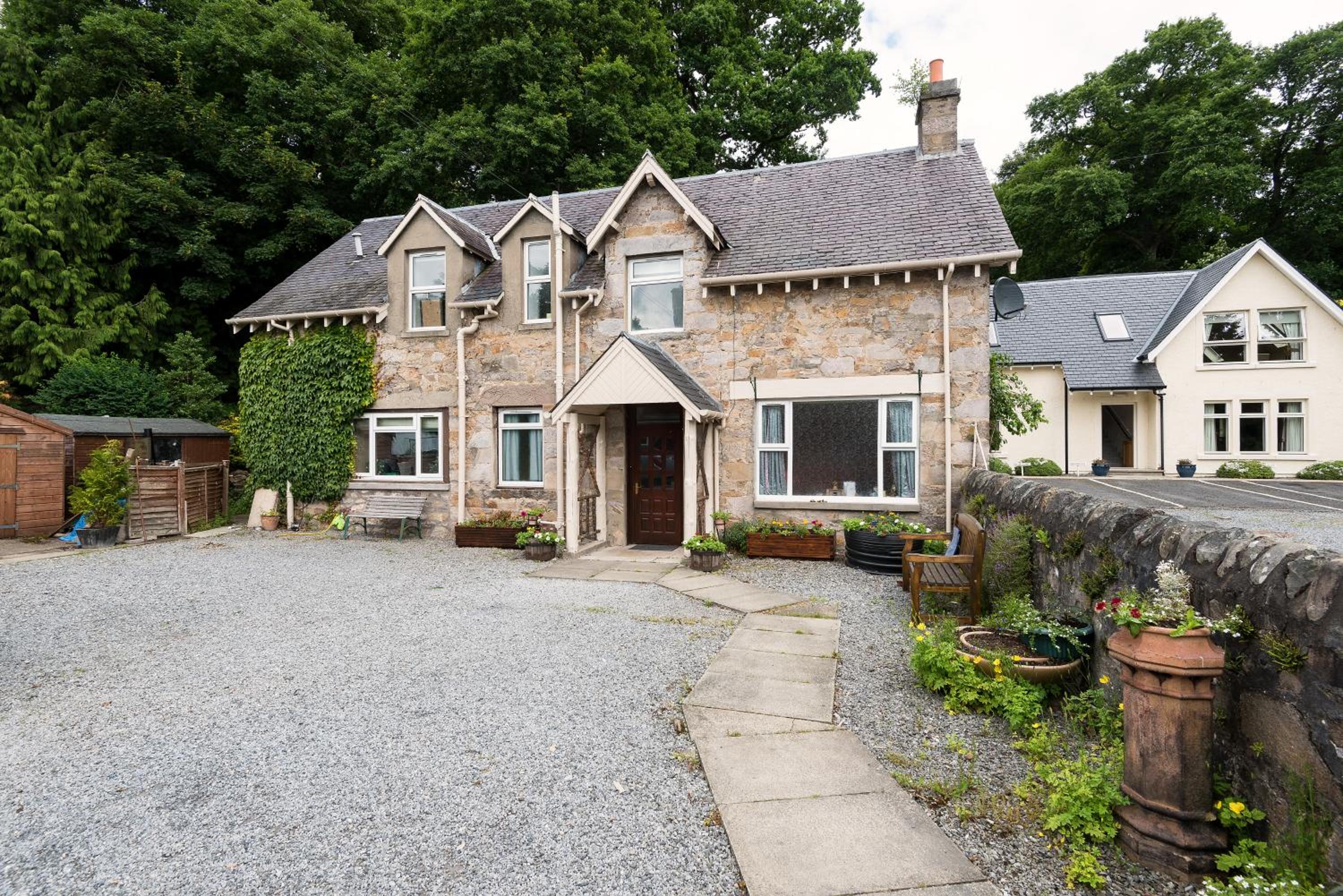 The Claymore Guest House