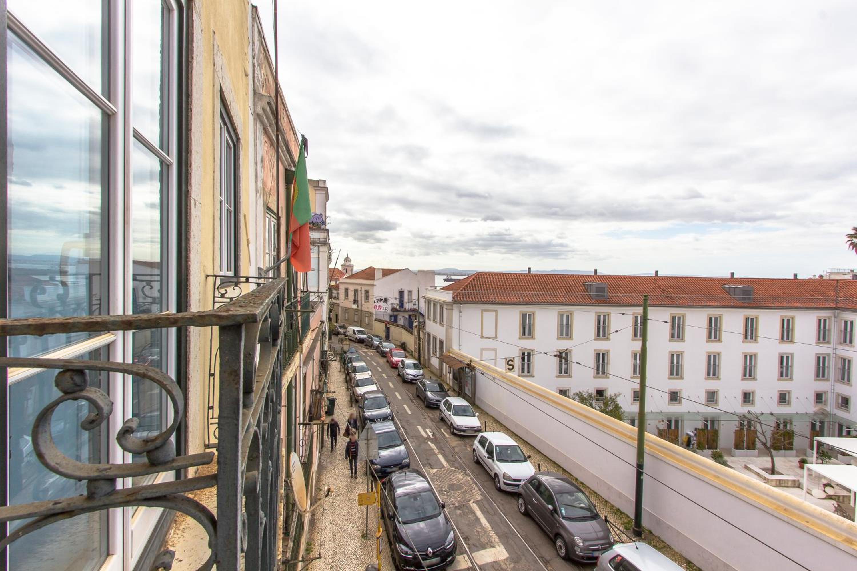 Alfama Tailor Made Green House With a View #2 photo 5