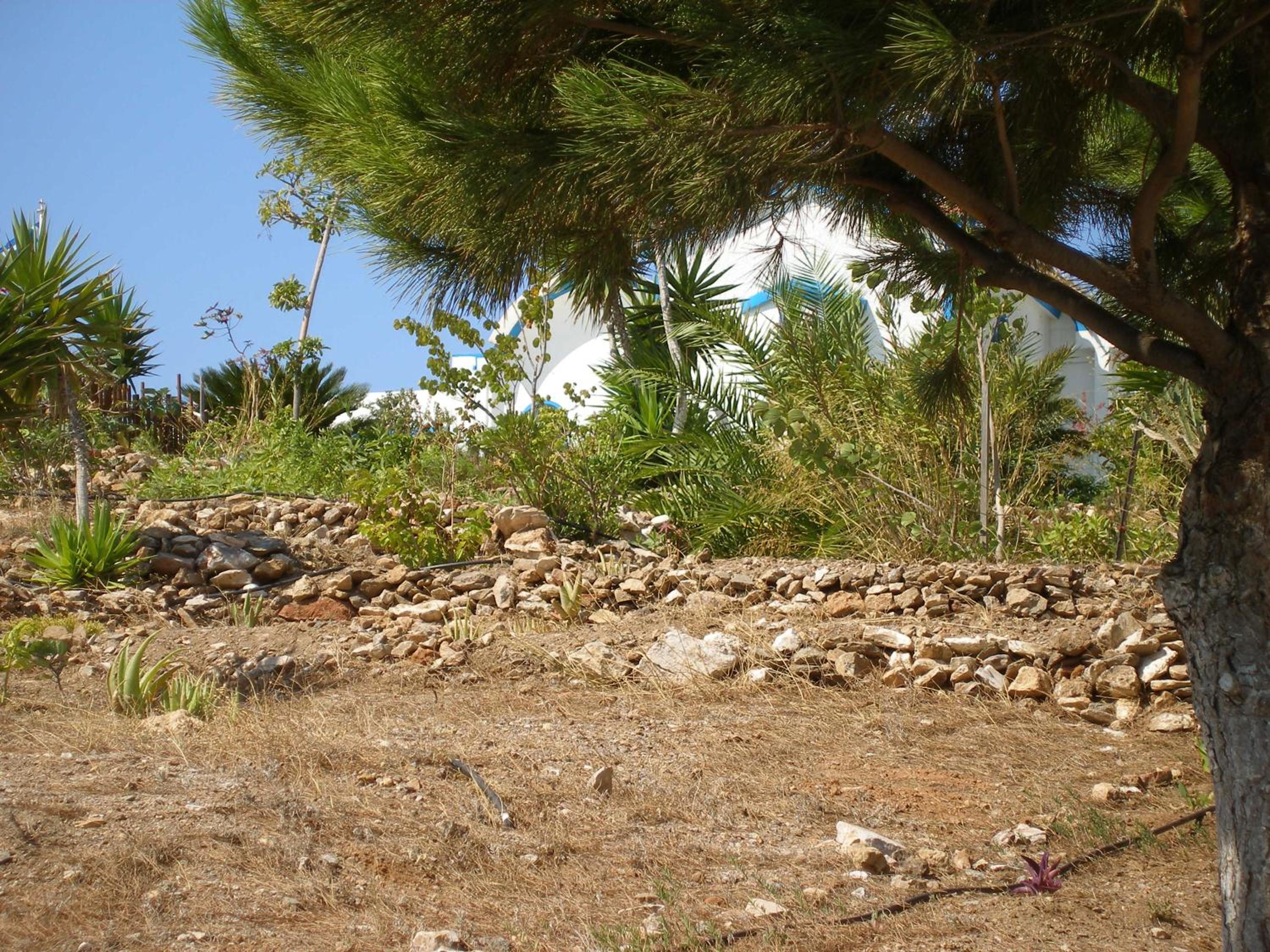 Villa Adamite