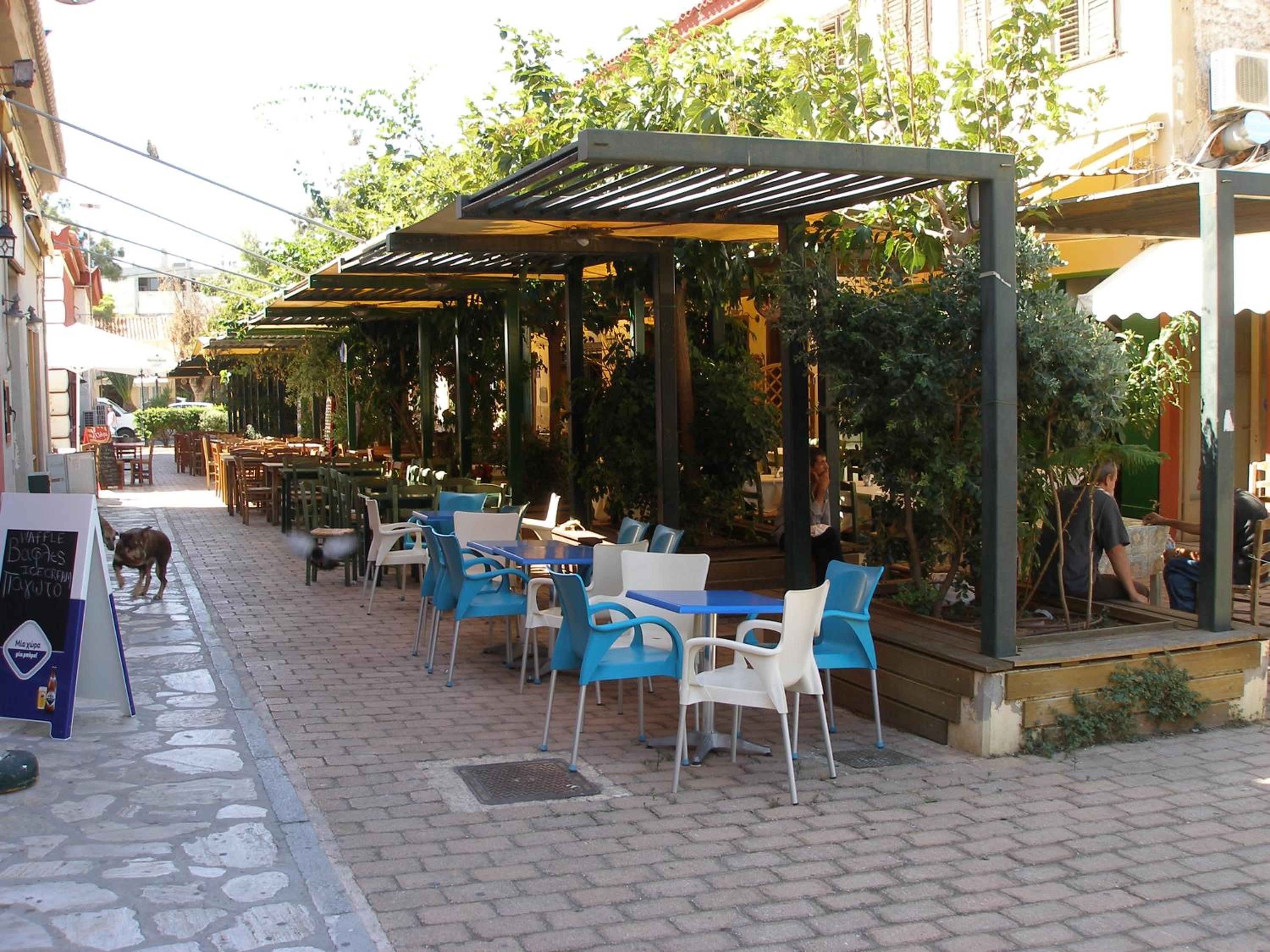 Villa Adamite