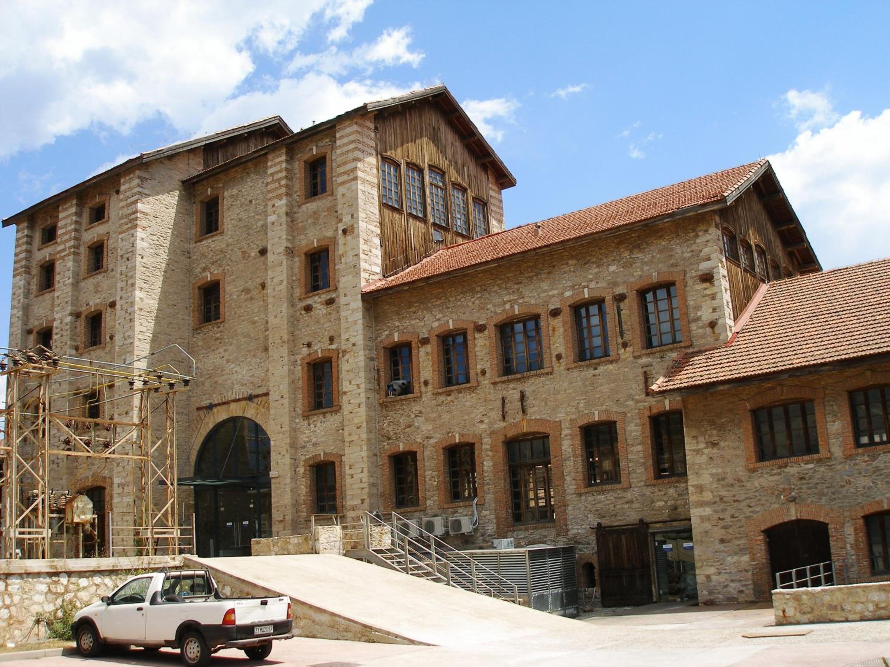 Villa Adamite