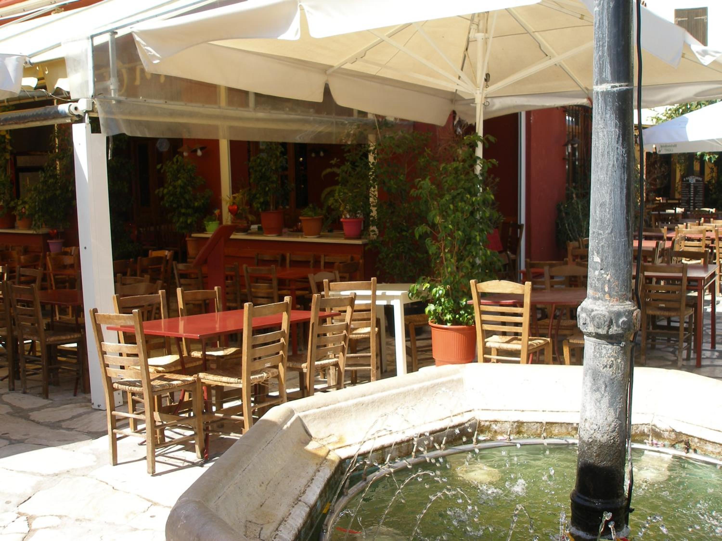 Villa Adamite