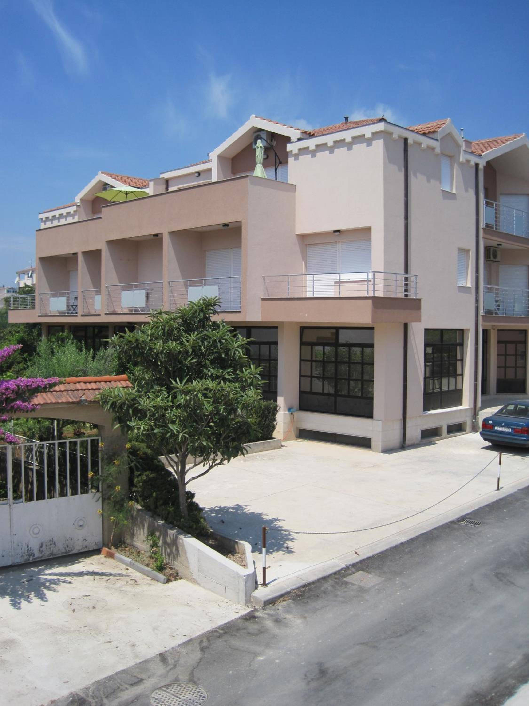 Apartments Dalmatino