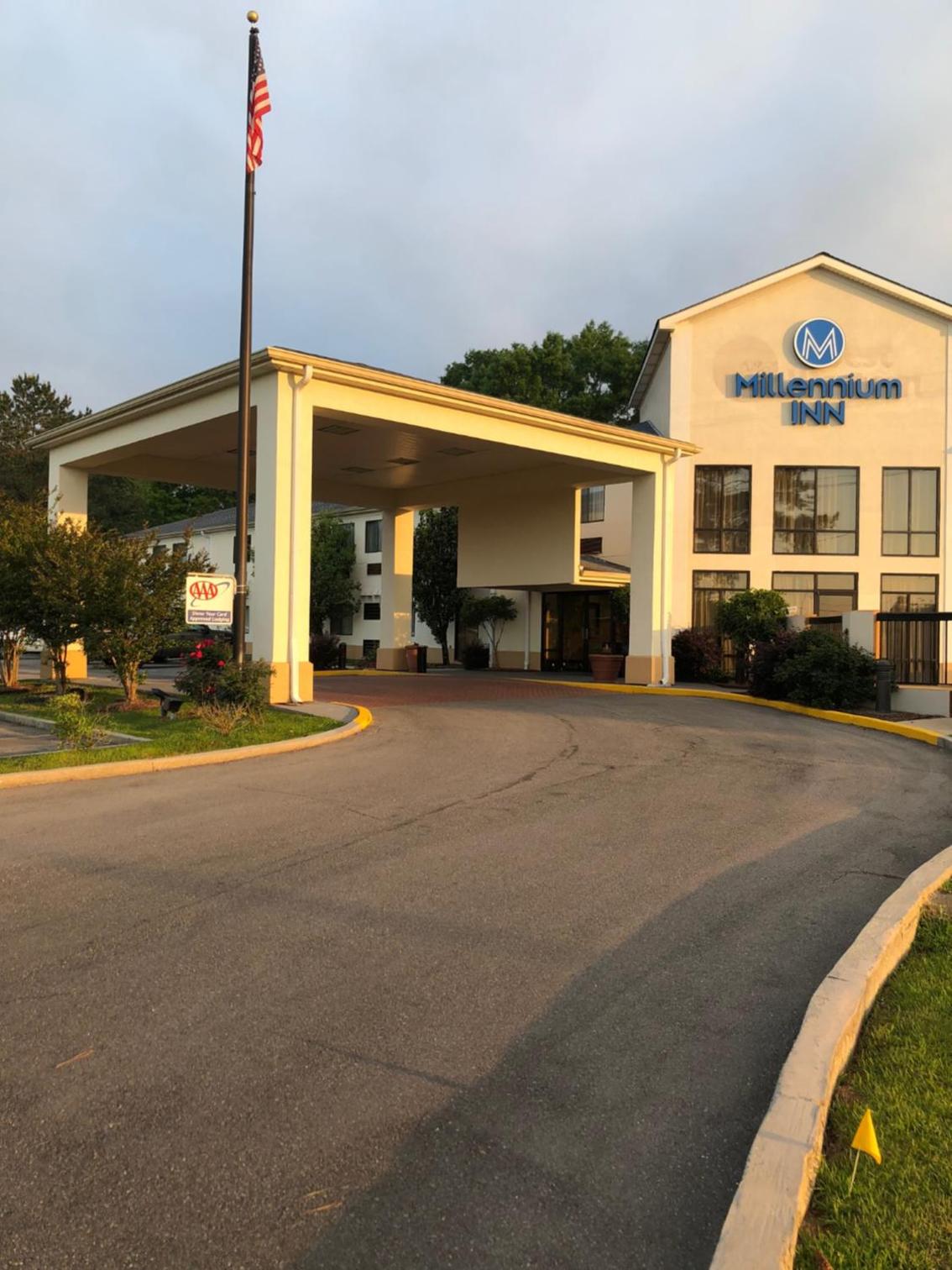 Millennium Inn - Property Image 16