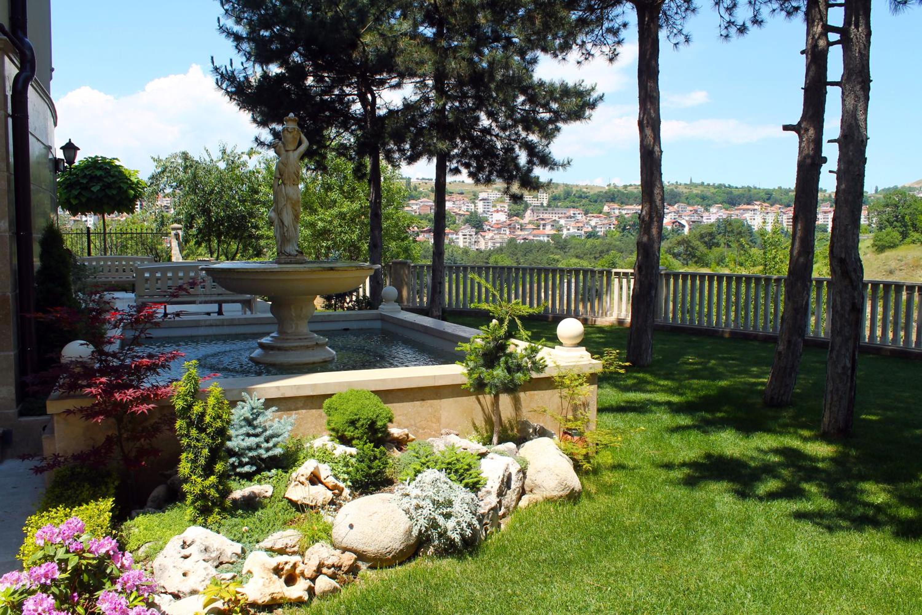 Garden Guest House