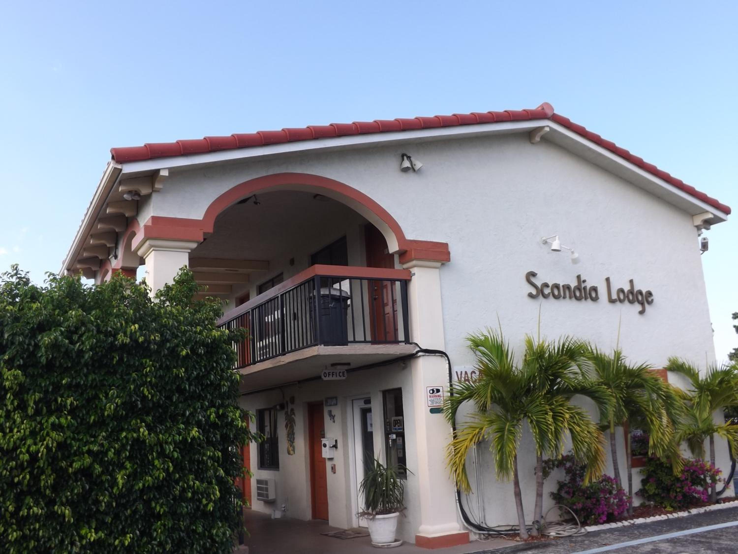 Palm Breeze Hotel