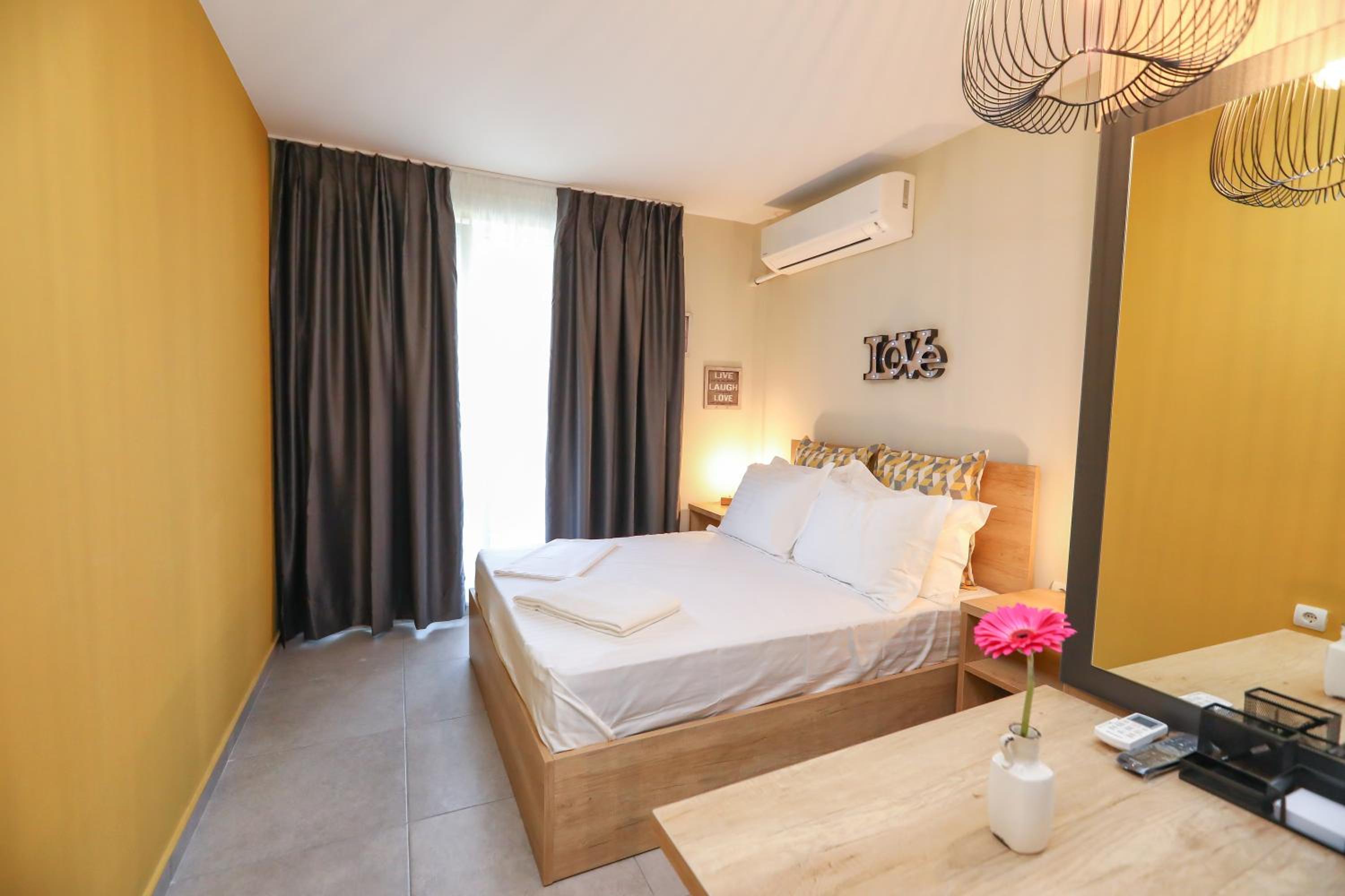 Artemis Apartments