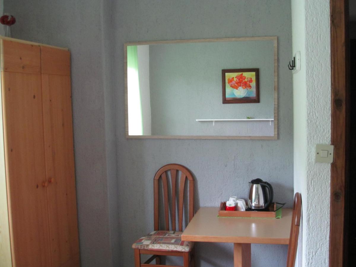 Photo 43
