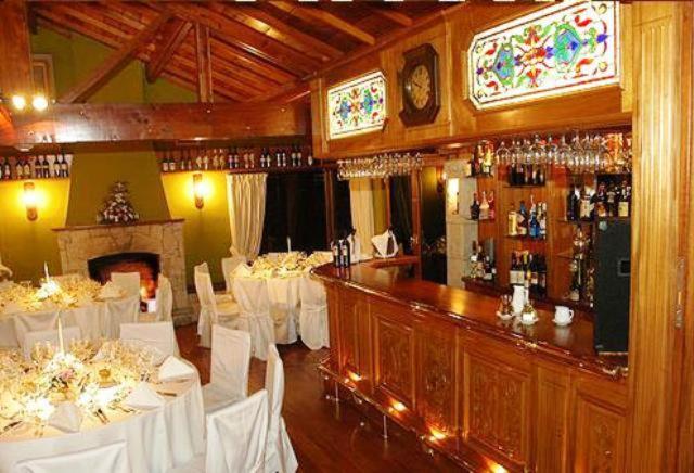 Los Nobles Hostal de Bosque