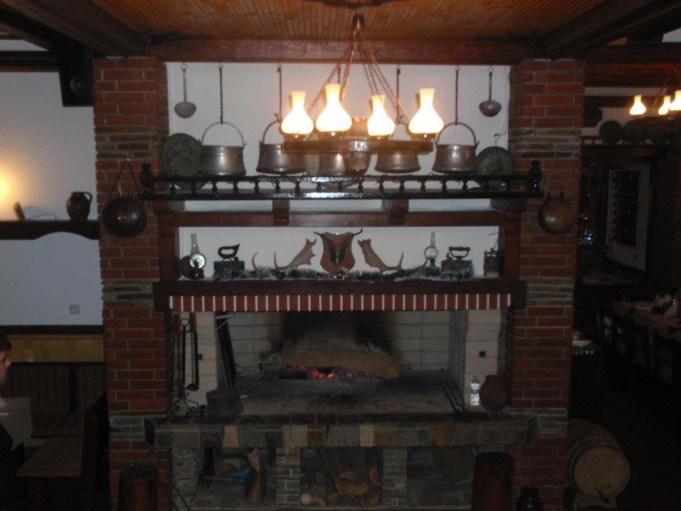 Enchevite Strannopriemnitsi