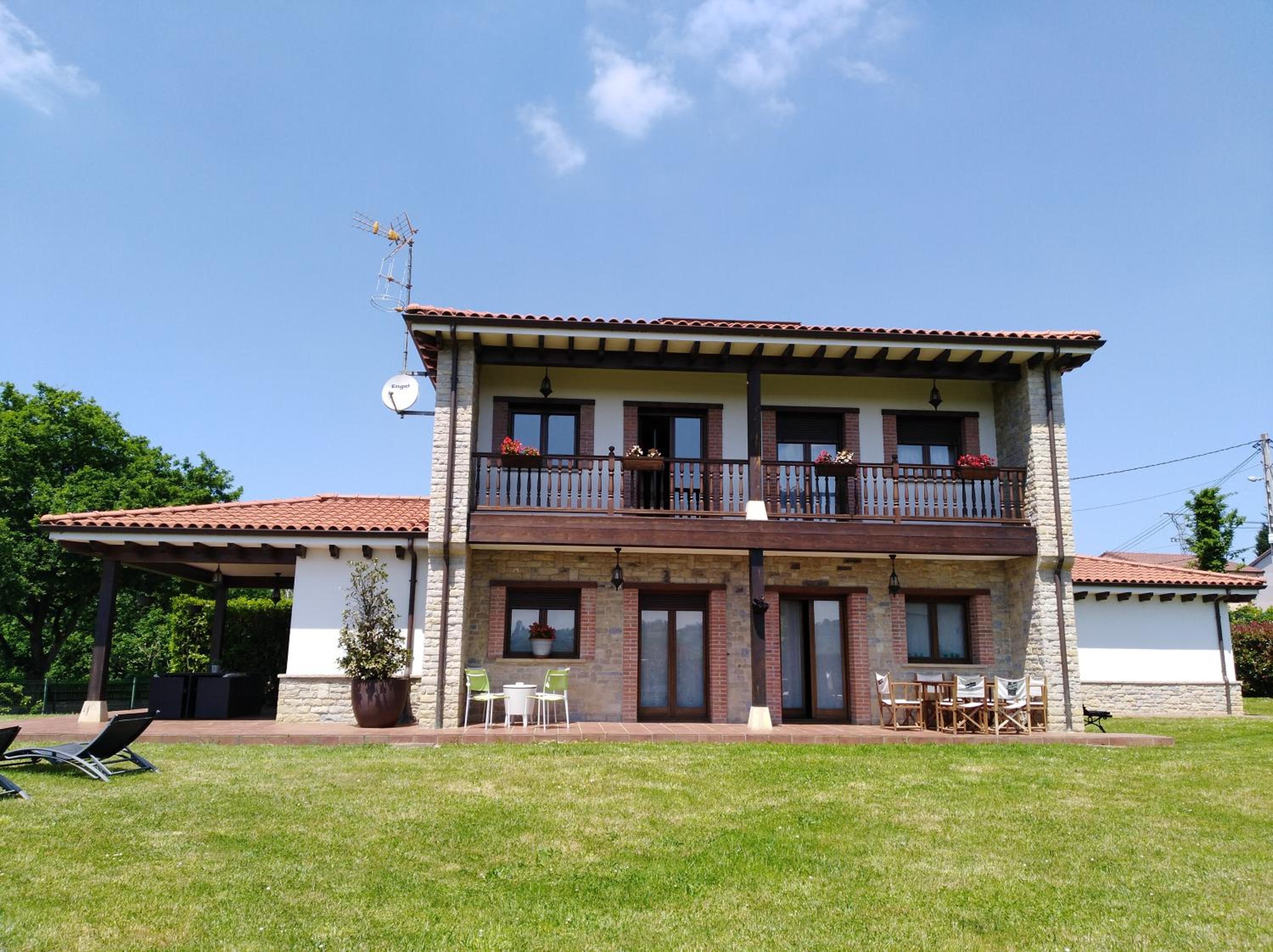 Villa Tiviti view 4