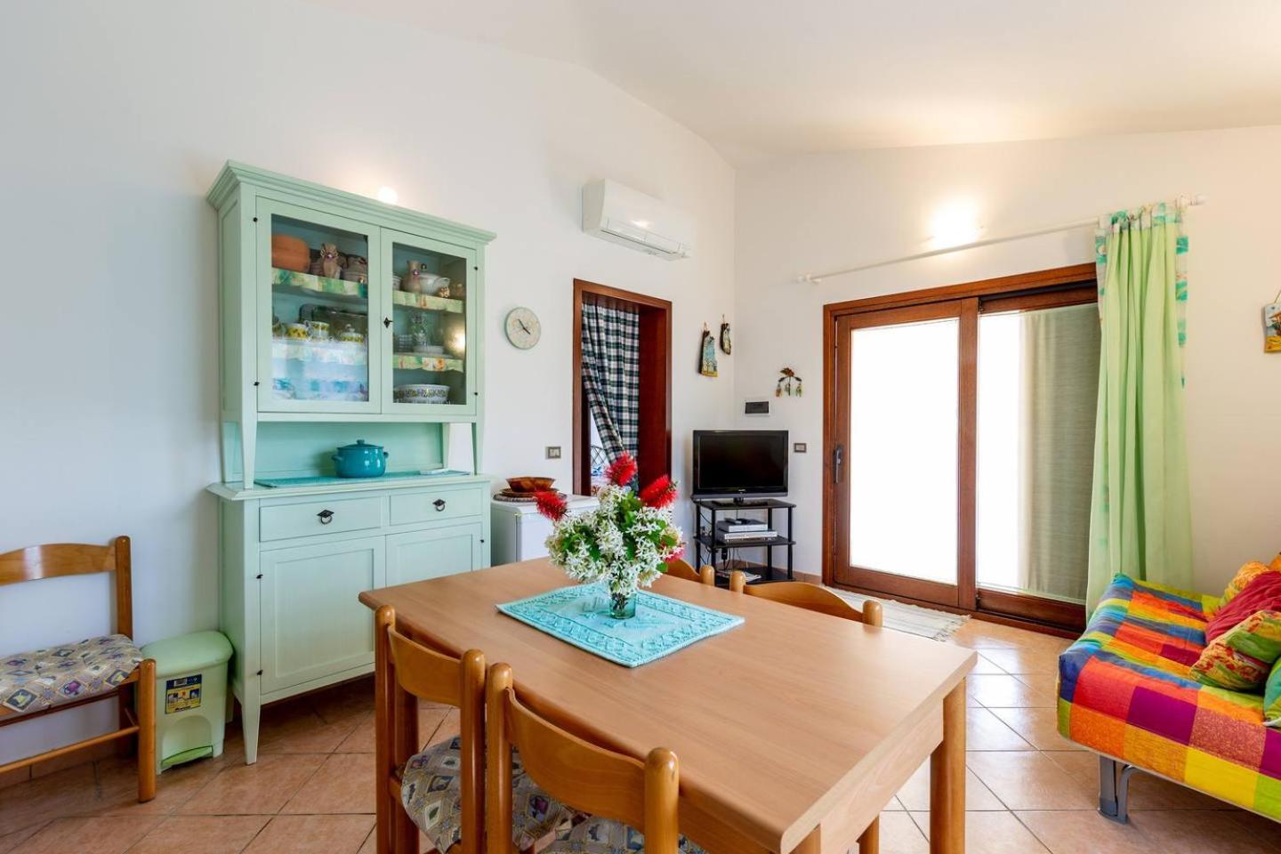 Villetta San Teodoro view 4
