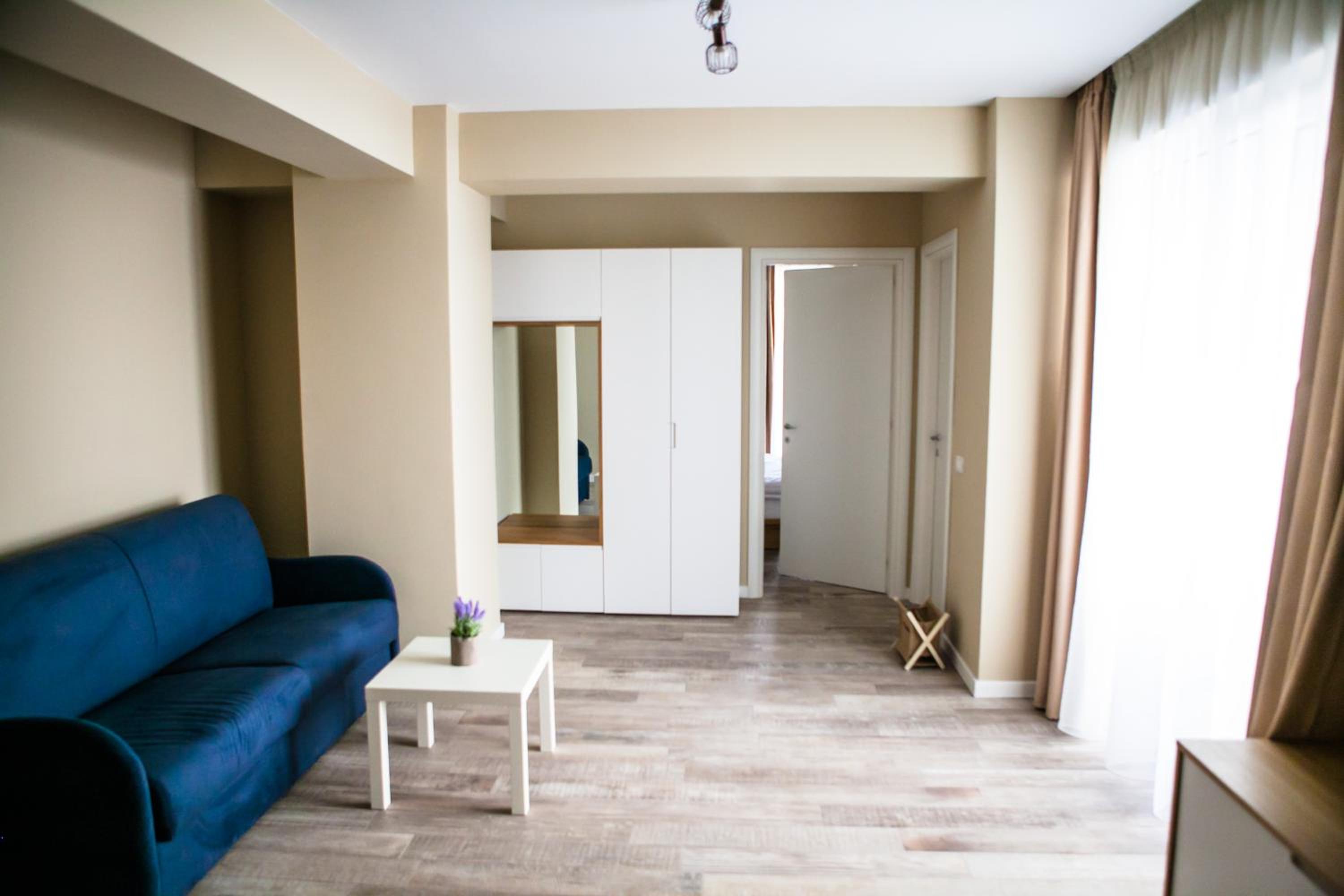 Miramar Residence