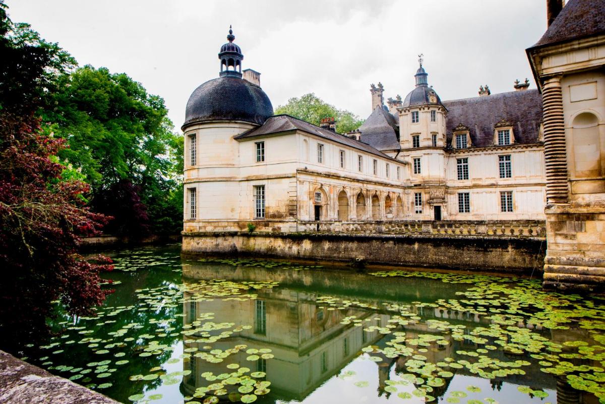 Auprès du Château