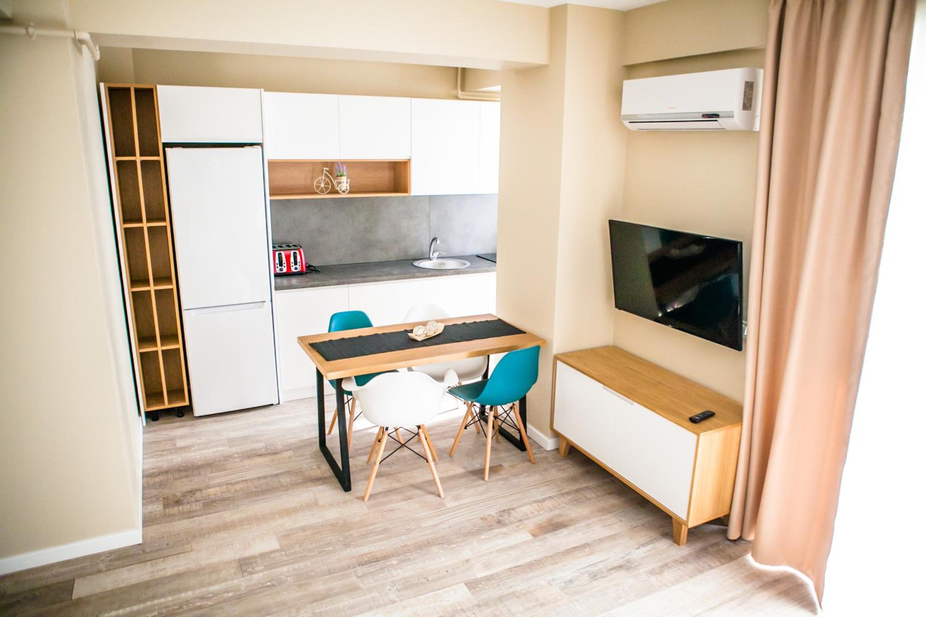 Miramar Residence