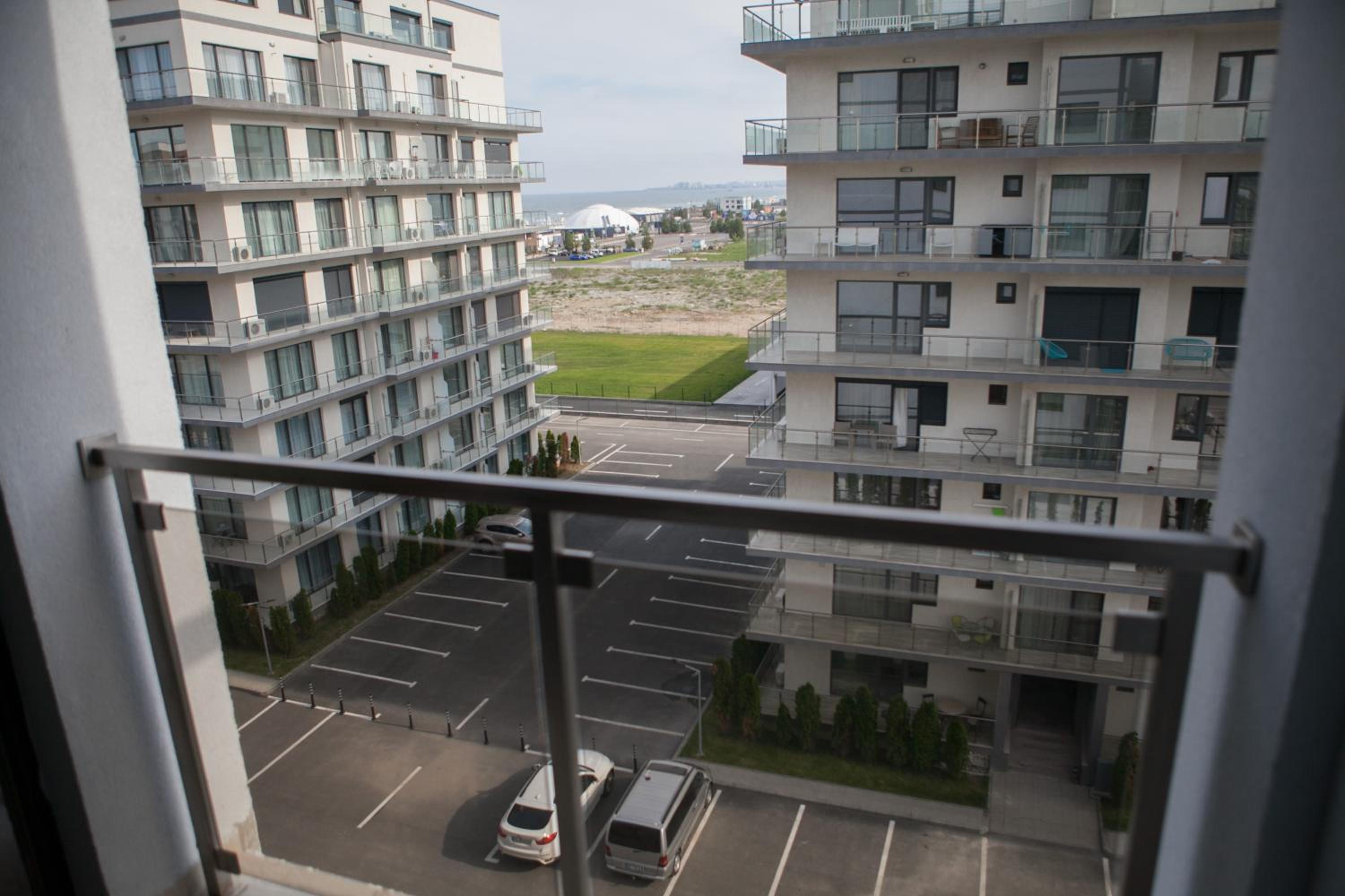 Miramar Residence