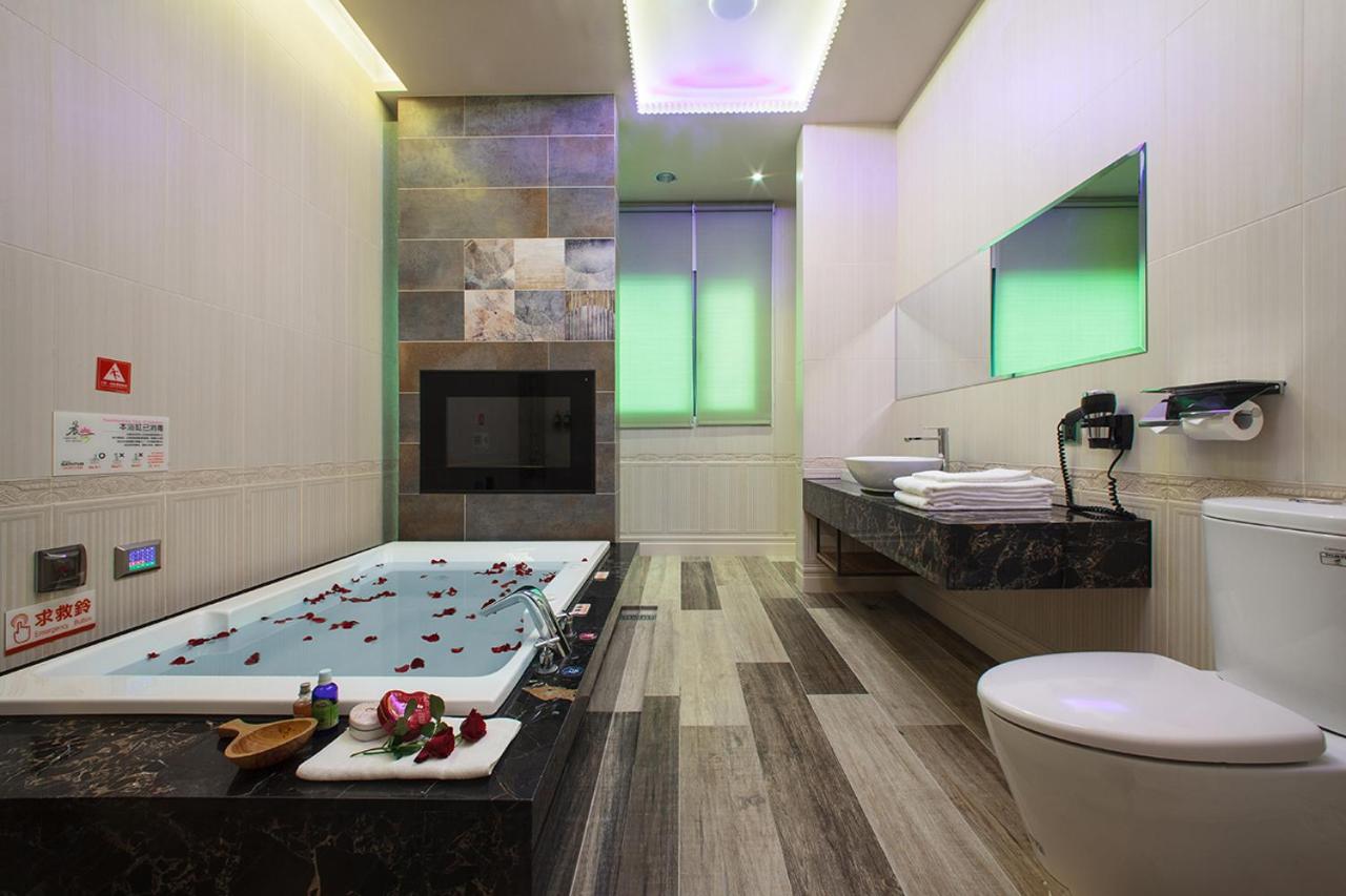 Chen He Motel