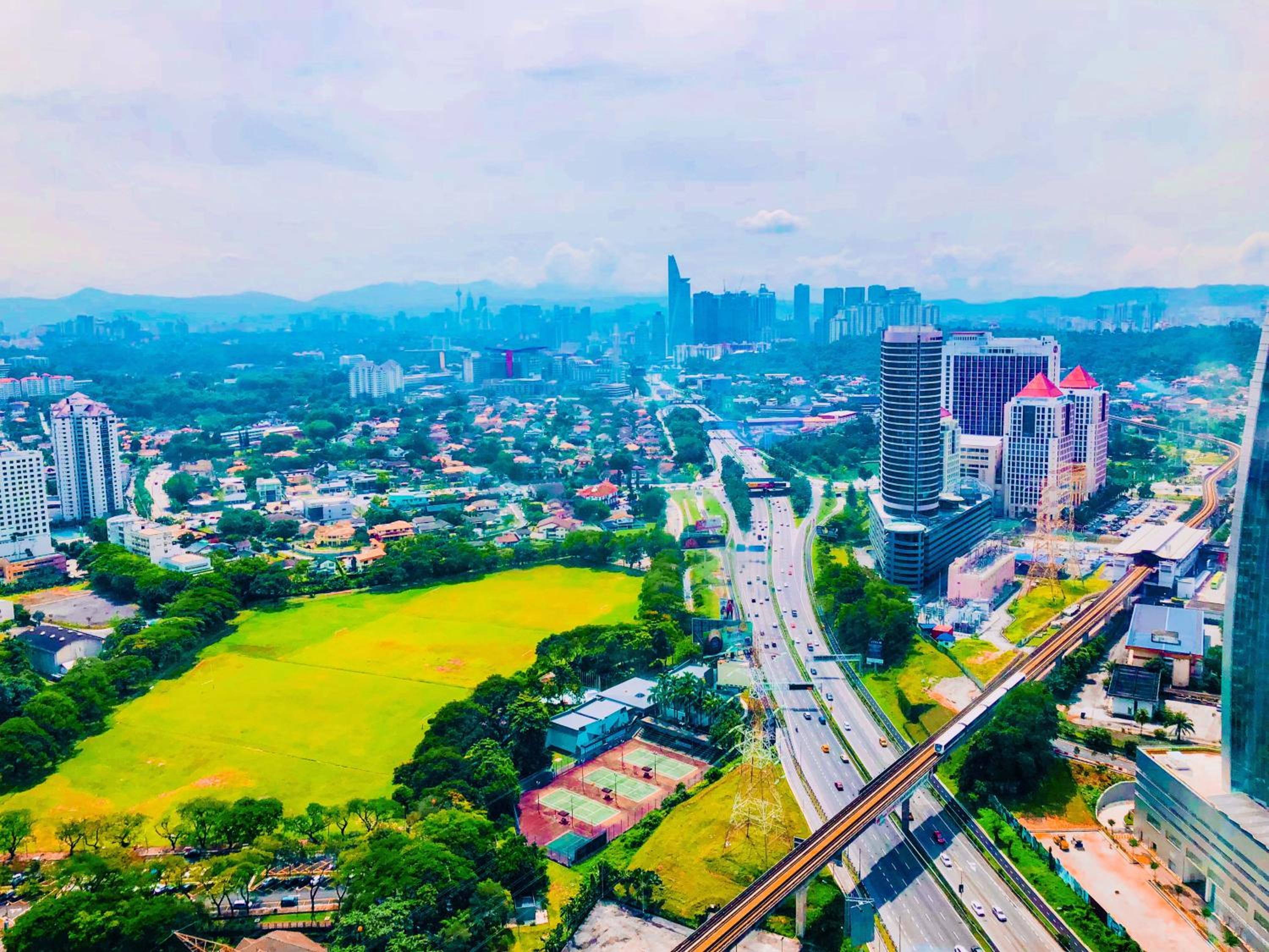 Chrisenbel Suites - Pinnacle PJ