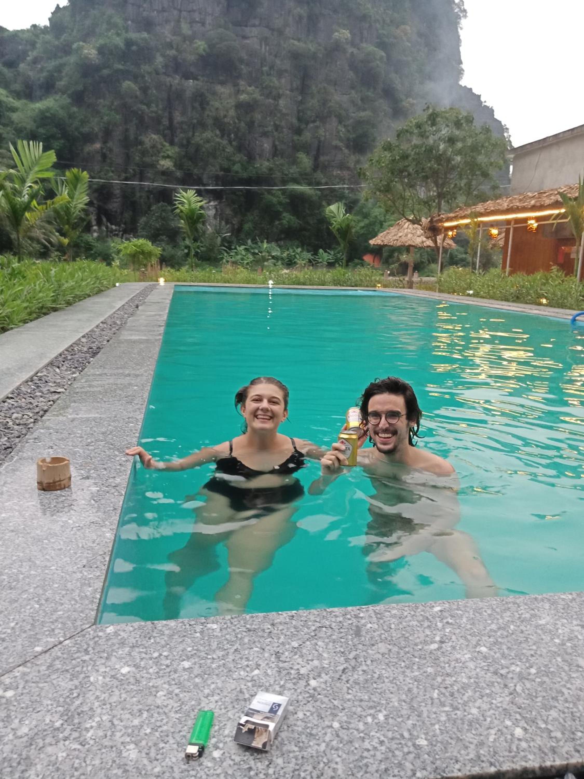 Tam Coc Valley Bungalow