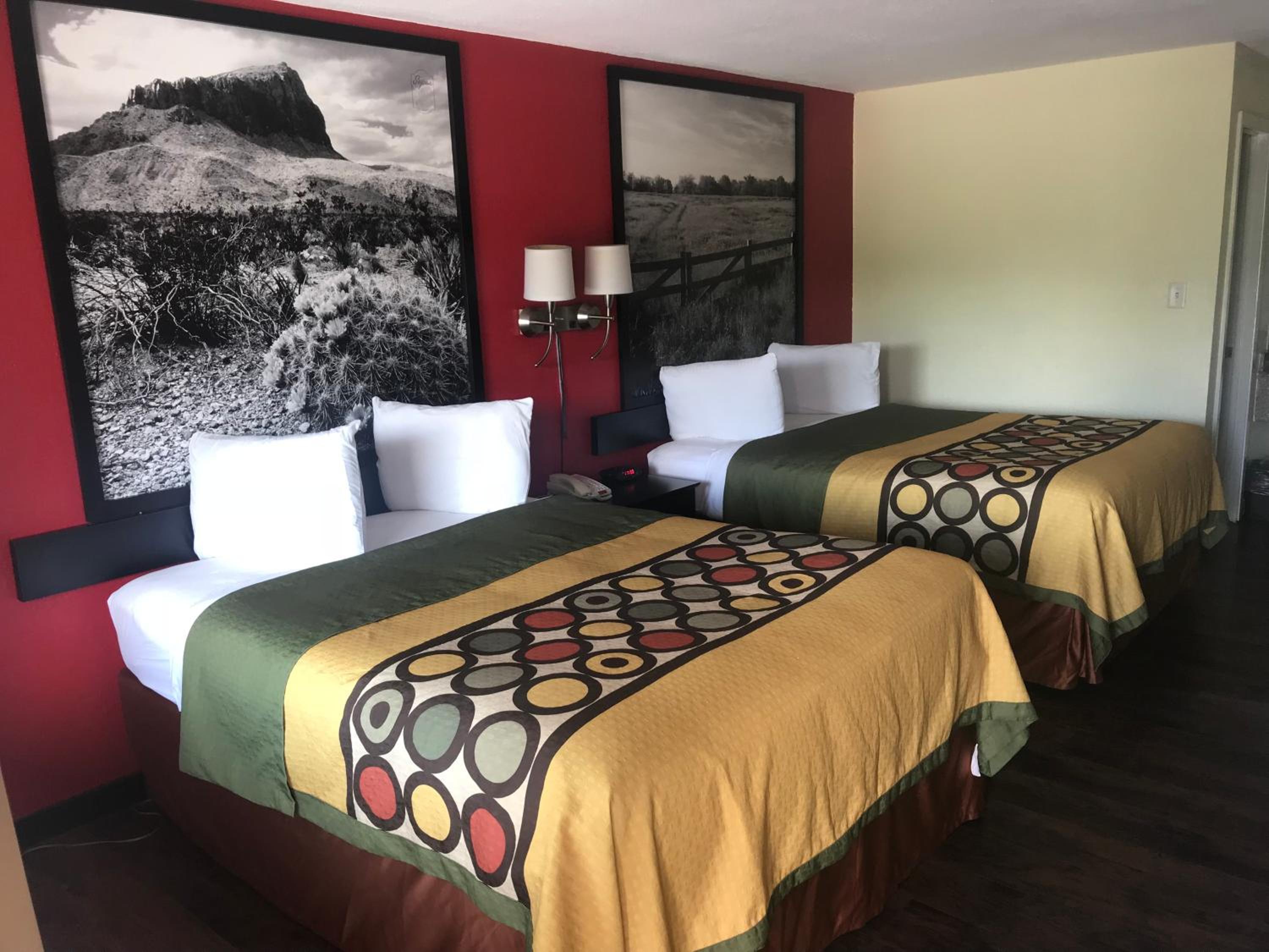 Super 8 by Wyndham Corsicana view 5